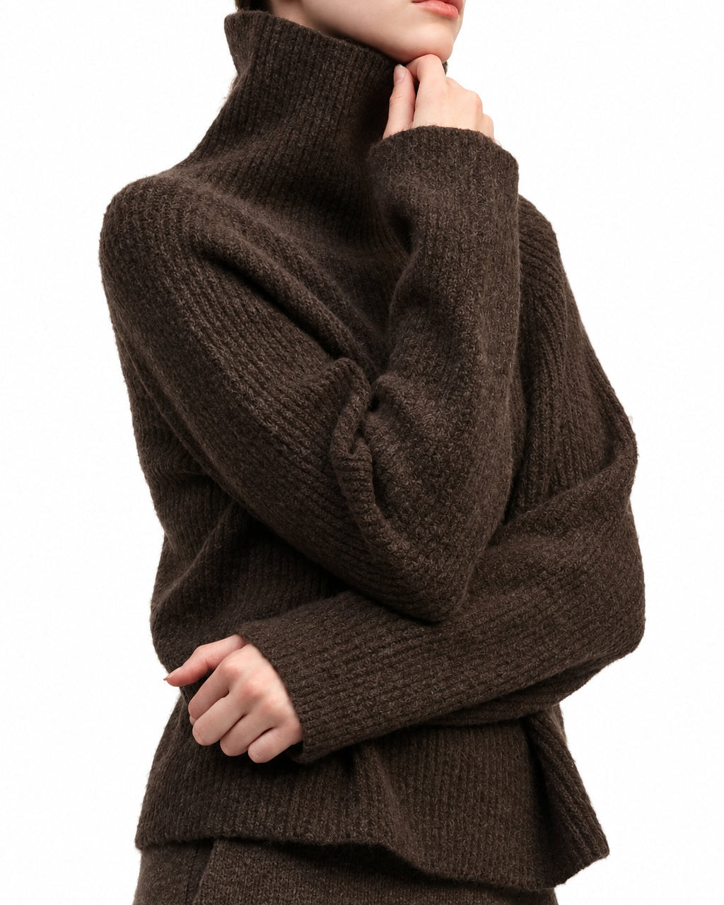 Funnel Neck Ribbed Pullover - Mocha