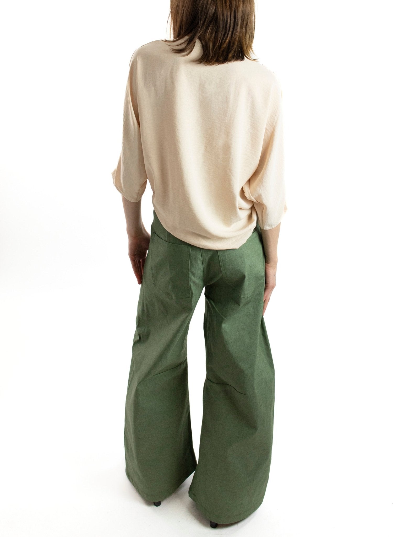 Abstraction Cowl Top (RESALE ITEM) - Oatmeal - M/L - Meg