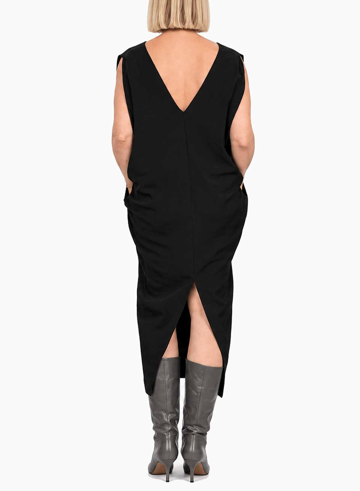 Airflow Gown - Black - Meg