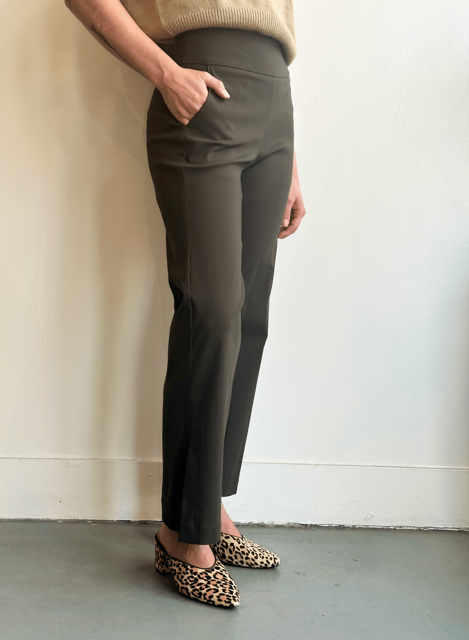 Big Slit Pant - Olive - Meg
