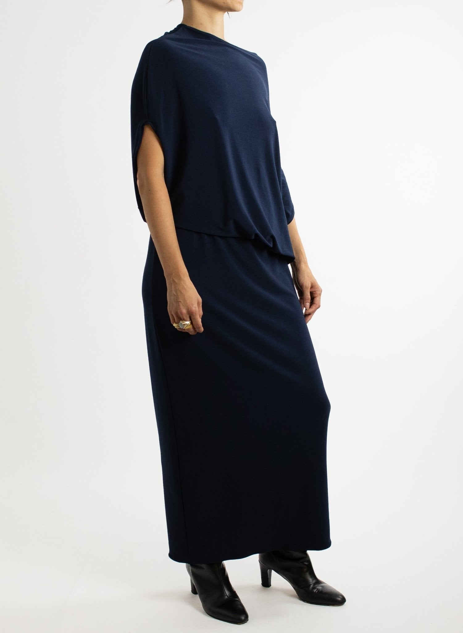 Blu's Gown - Navy - Meg