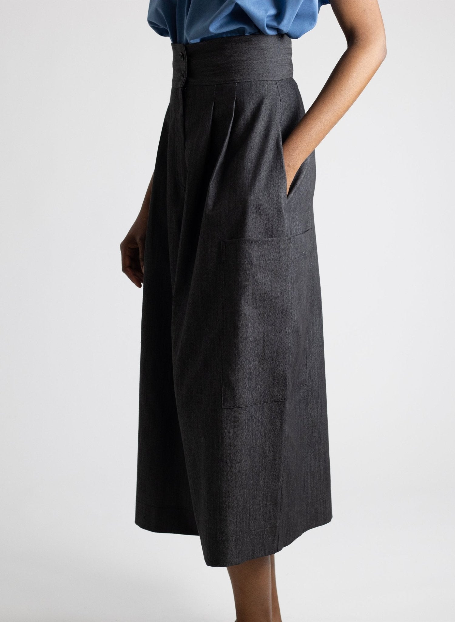 Canvas Culotte - Black Denim - Meg
