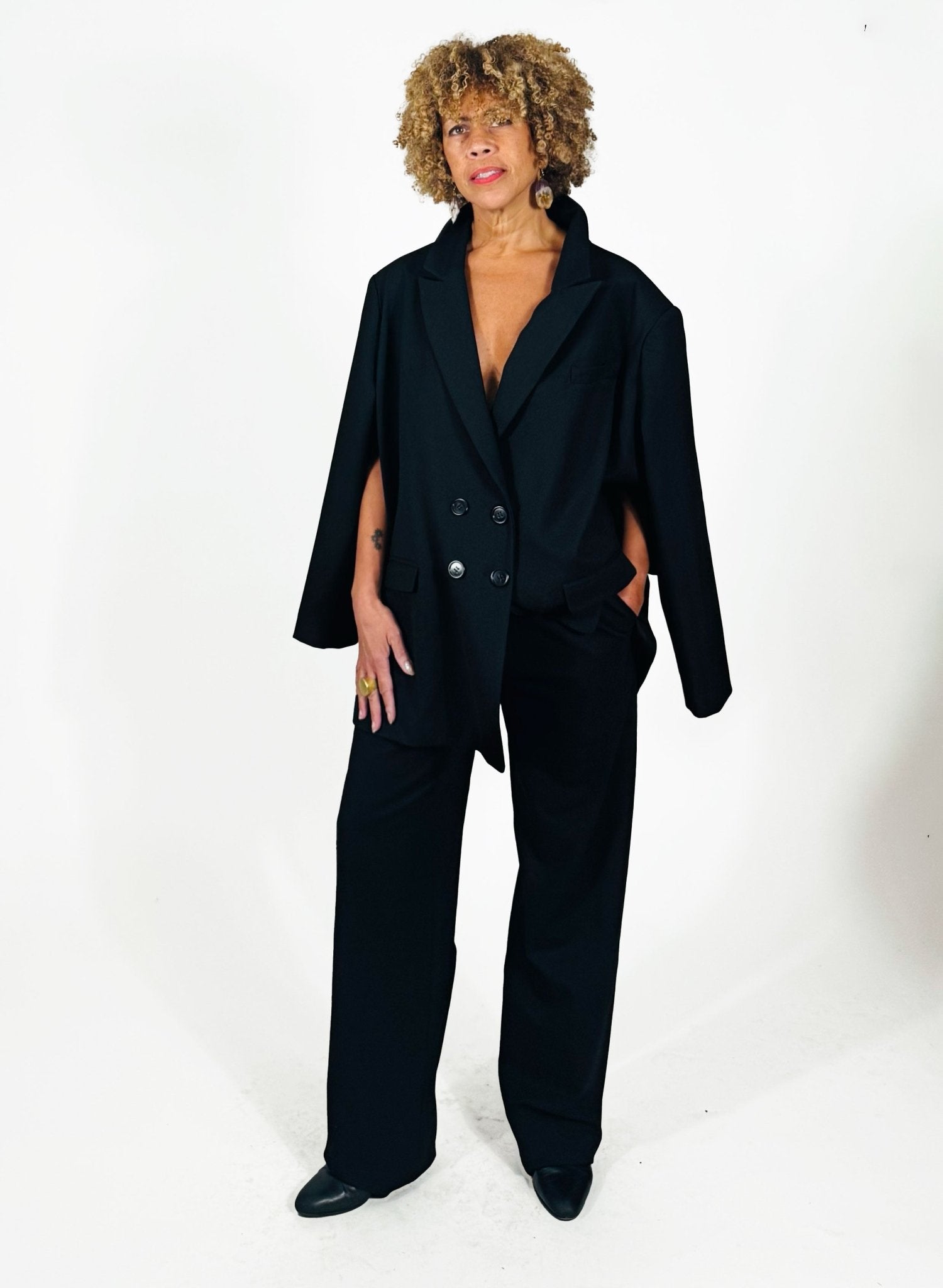 Cape Jacket - Black - Meg