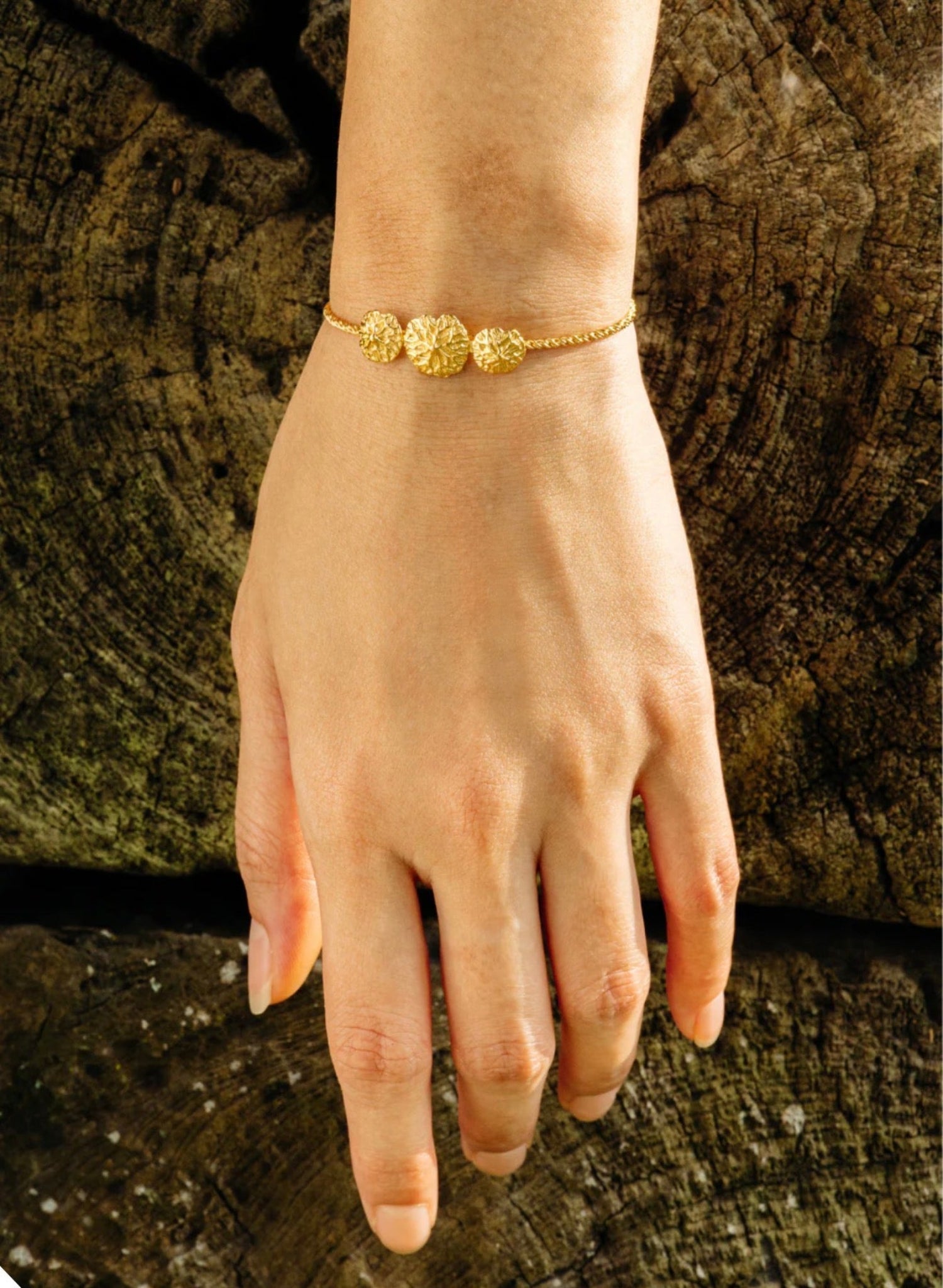 Carina Hardy - LP Station Slider Bracelet - Gold - Meg