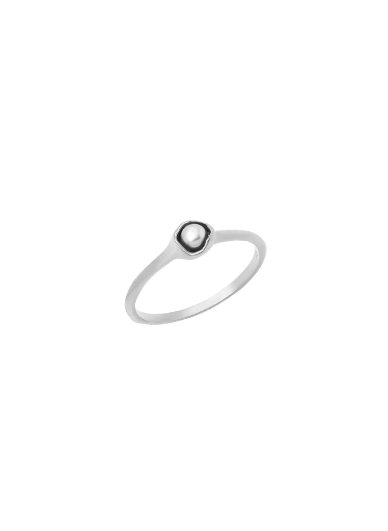 Carina Hardy - Pearl Solo Ring - Silver - Meg