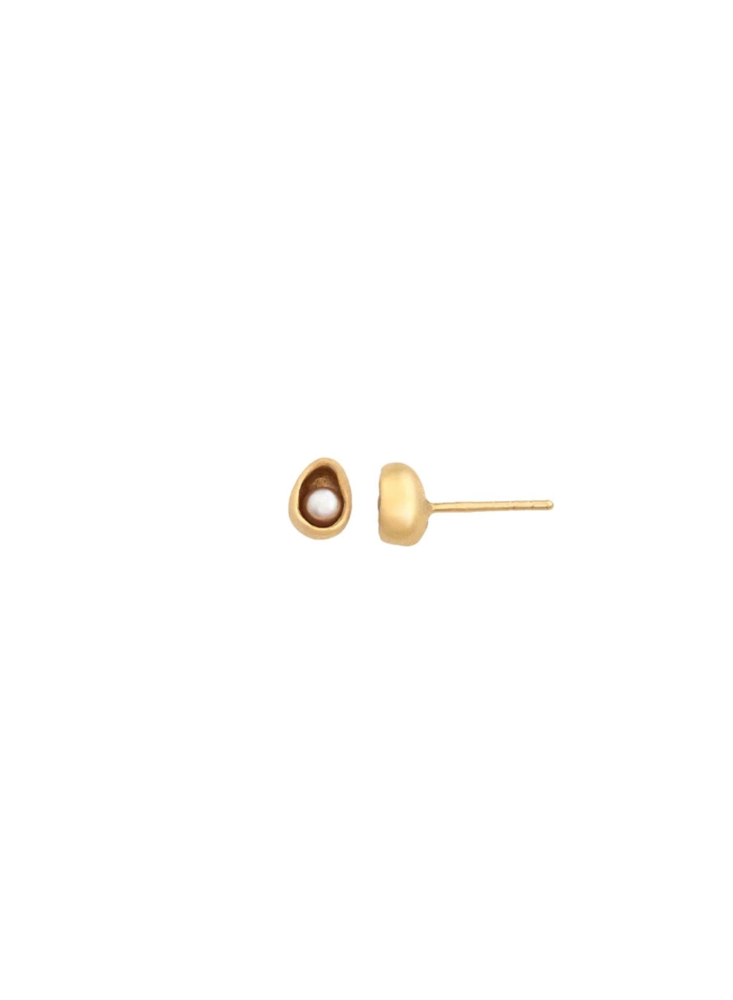 Carina Hardy - Pearl Studs - Gold - Meg