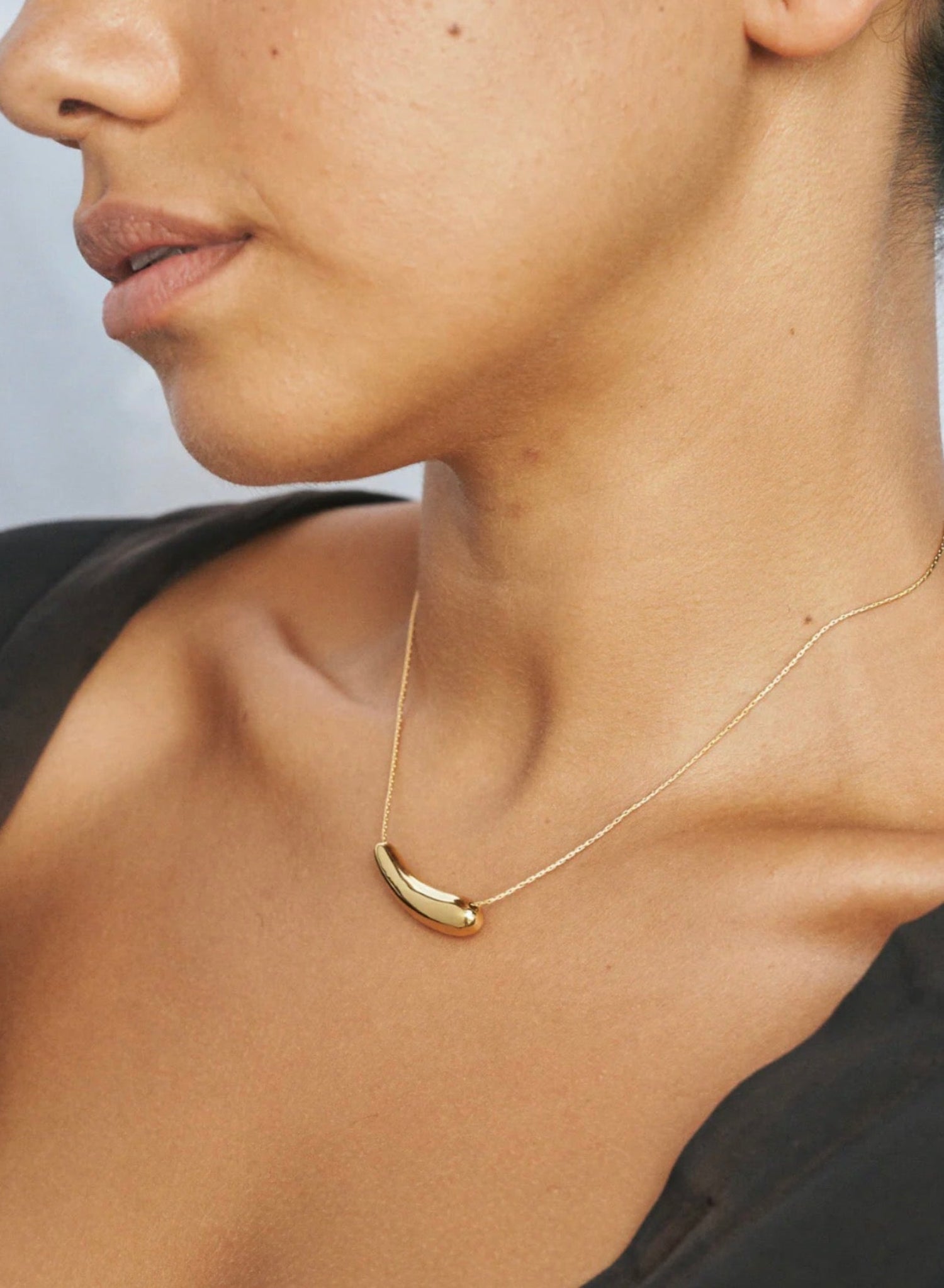 Carina Hardy - Sleeping Venus Slider Necklace - Gold - Meg