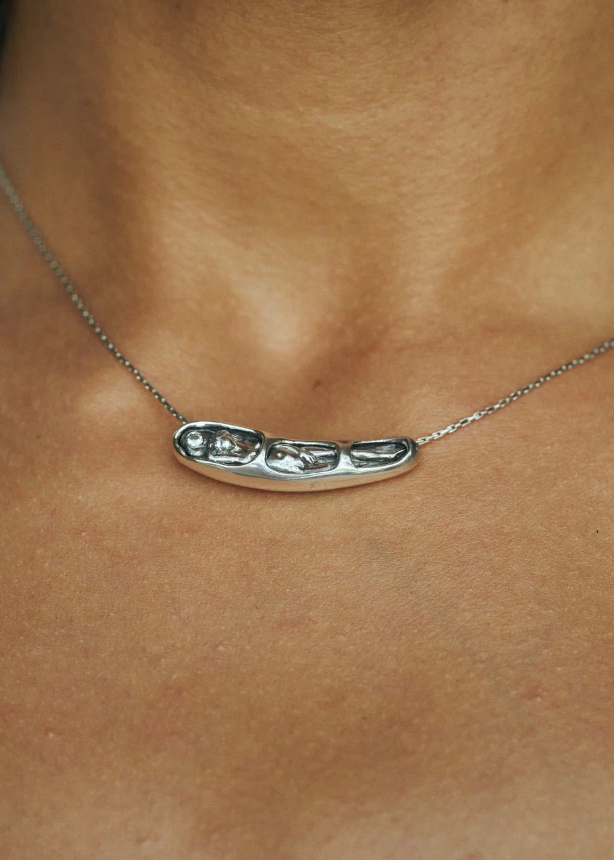 Carina Hardy - Sleeping Venus Slider Necklace - Silver - Meg