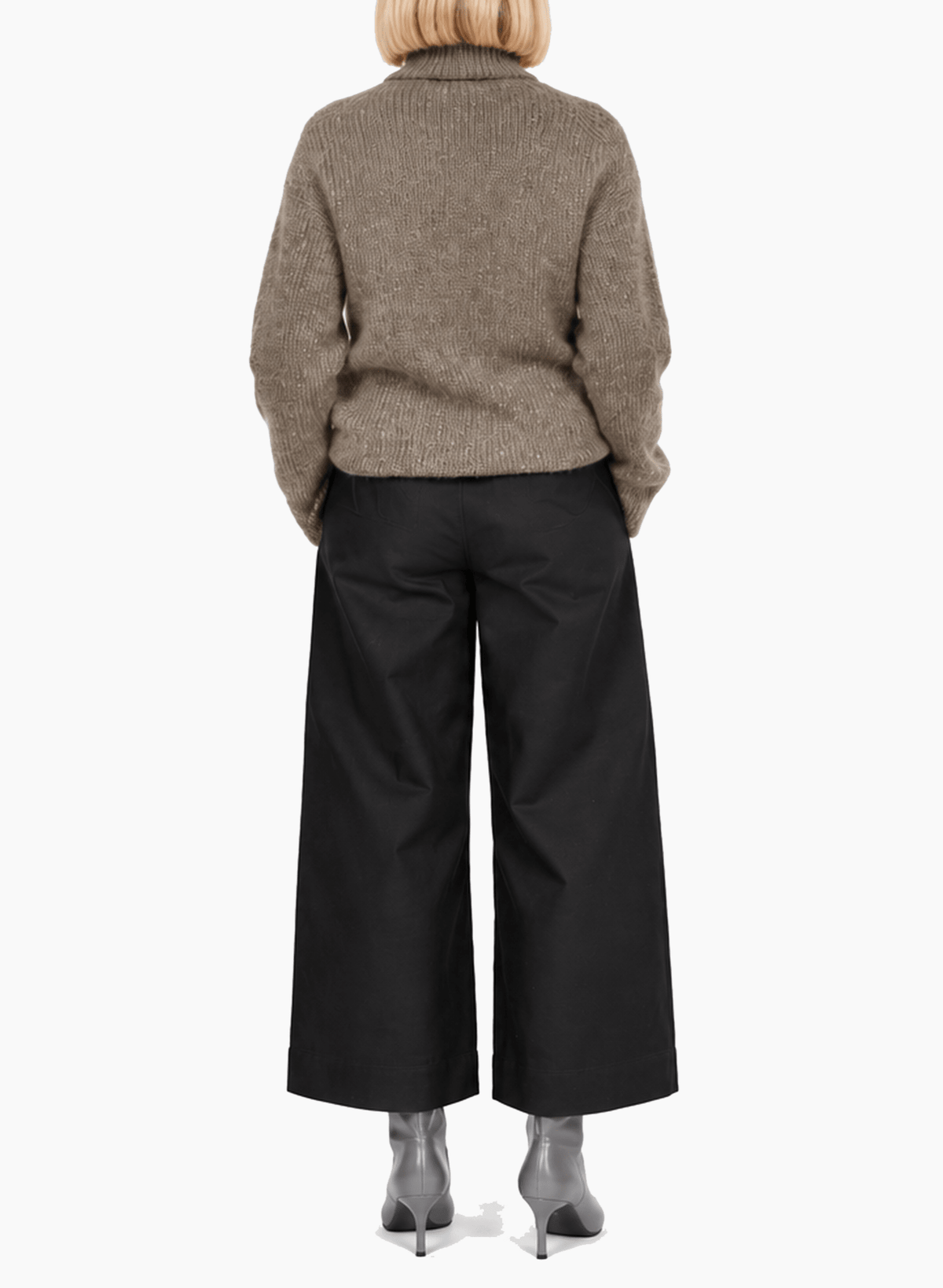 Carpenter Jean - Black (PRE-ORDER) - Meg