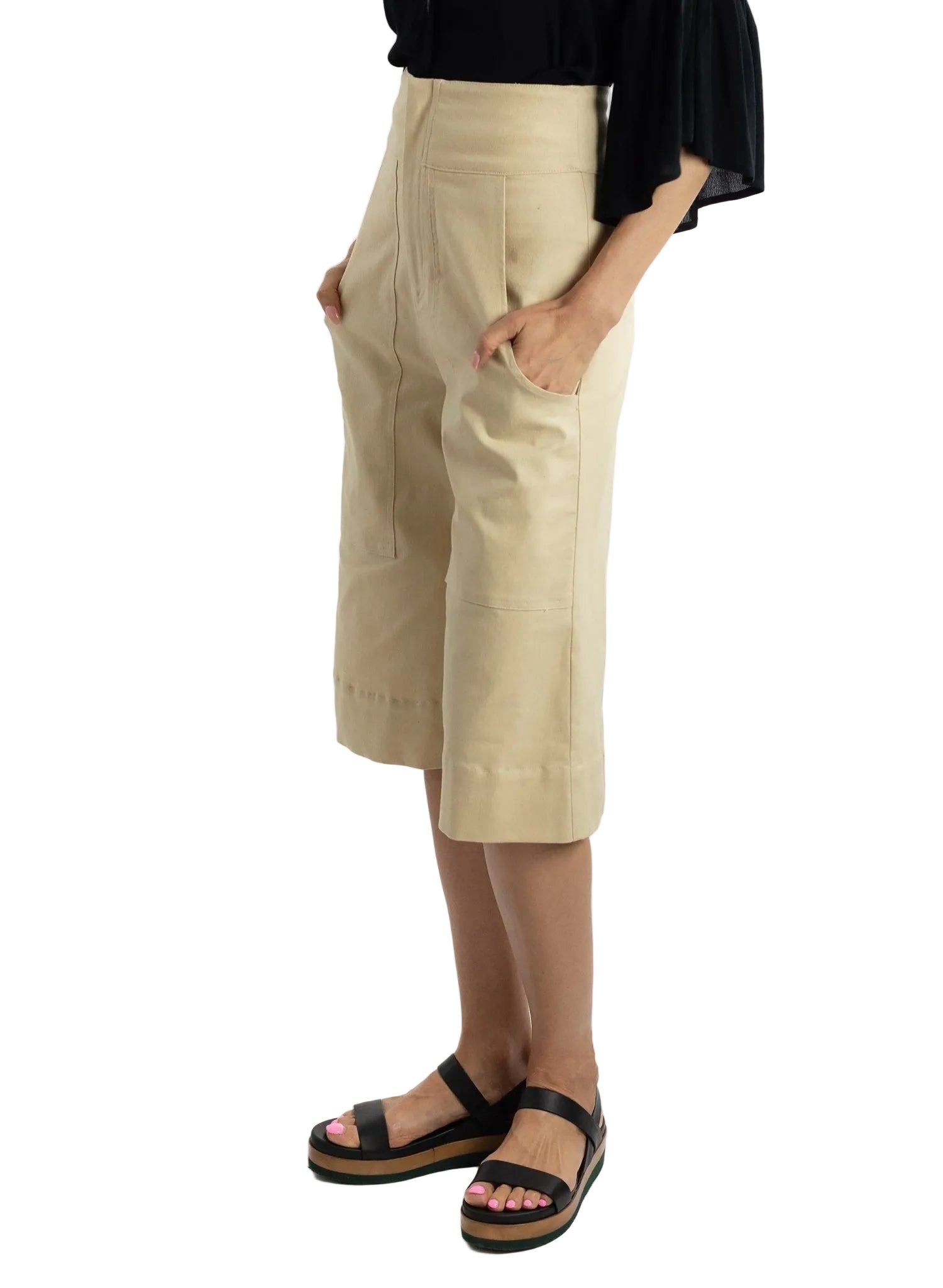 Carpenter Short - Ivory - Meg