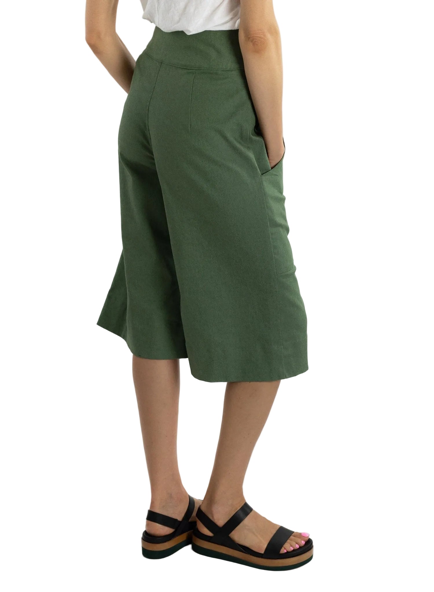 Carpenter Short - Sage - Meg