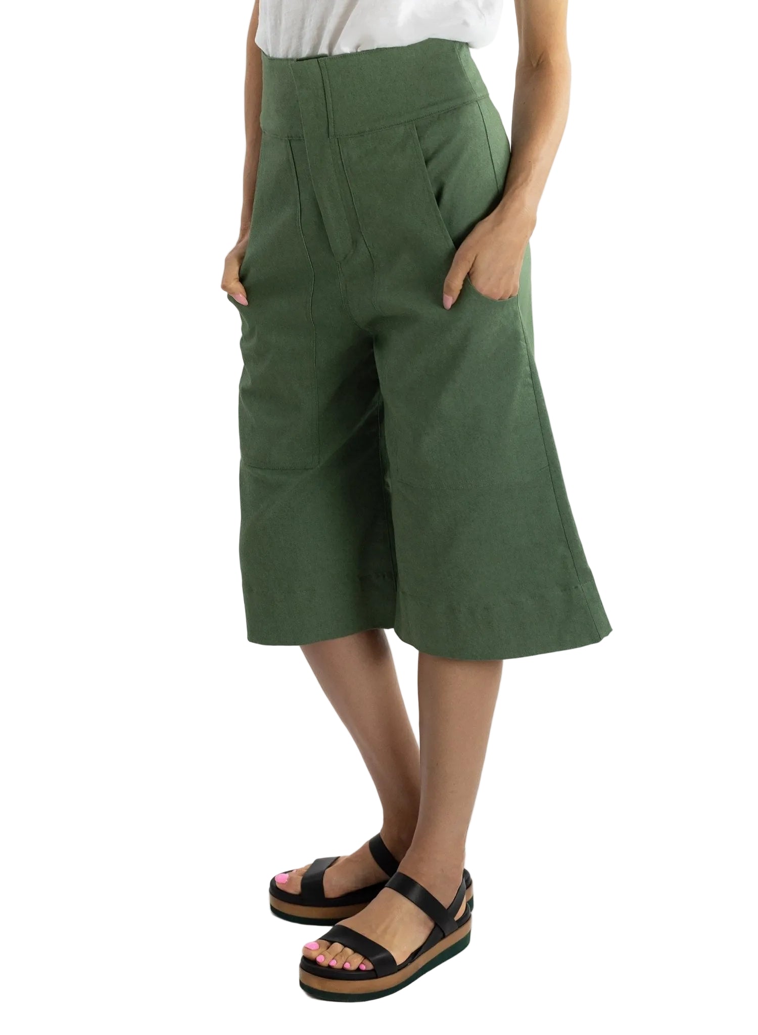 Carpenter Short - Sage - Meg