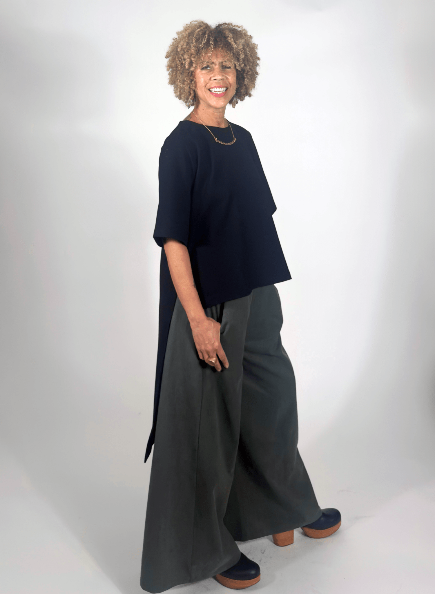 Casablanca Tee - Black - Meg