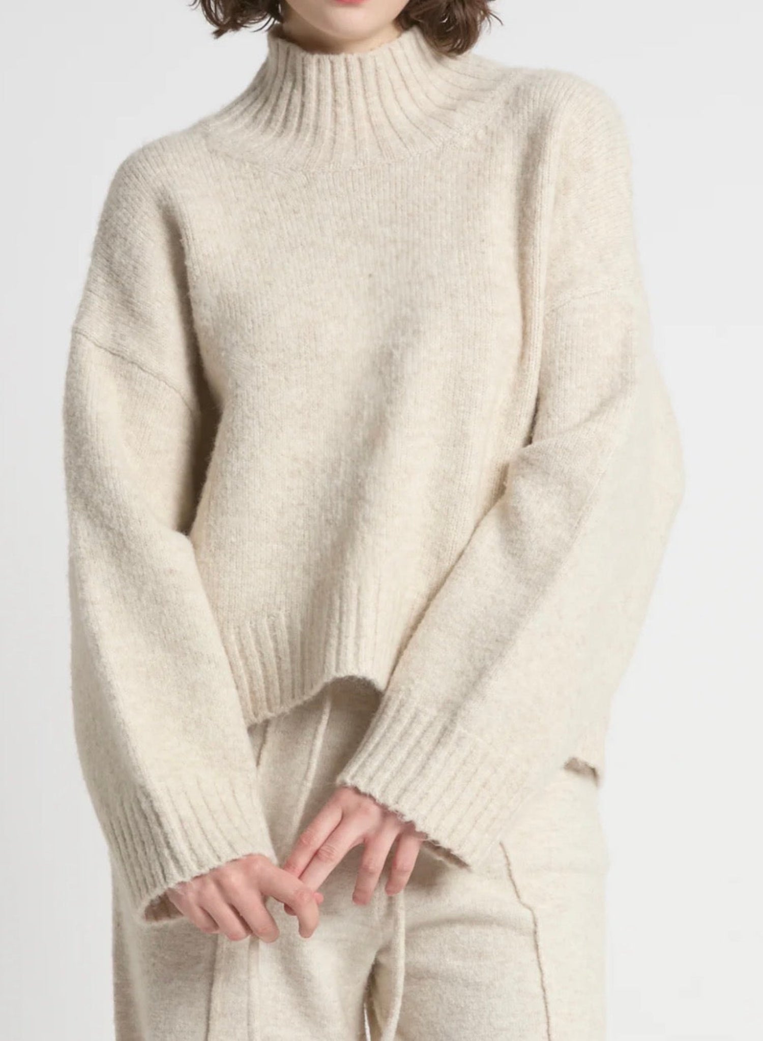 Chunky Mockneck Sweater - Beige - Meg