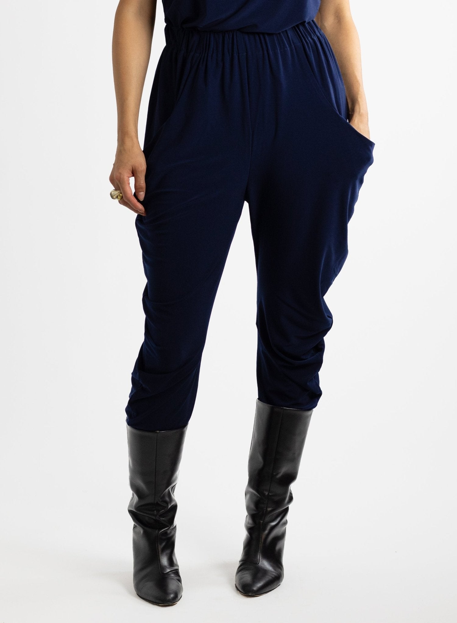 Circle Pant - Navy - Meg