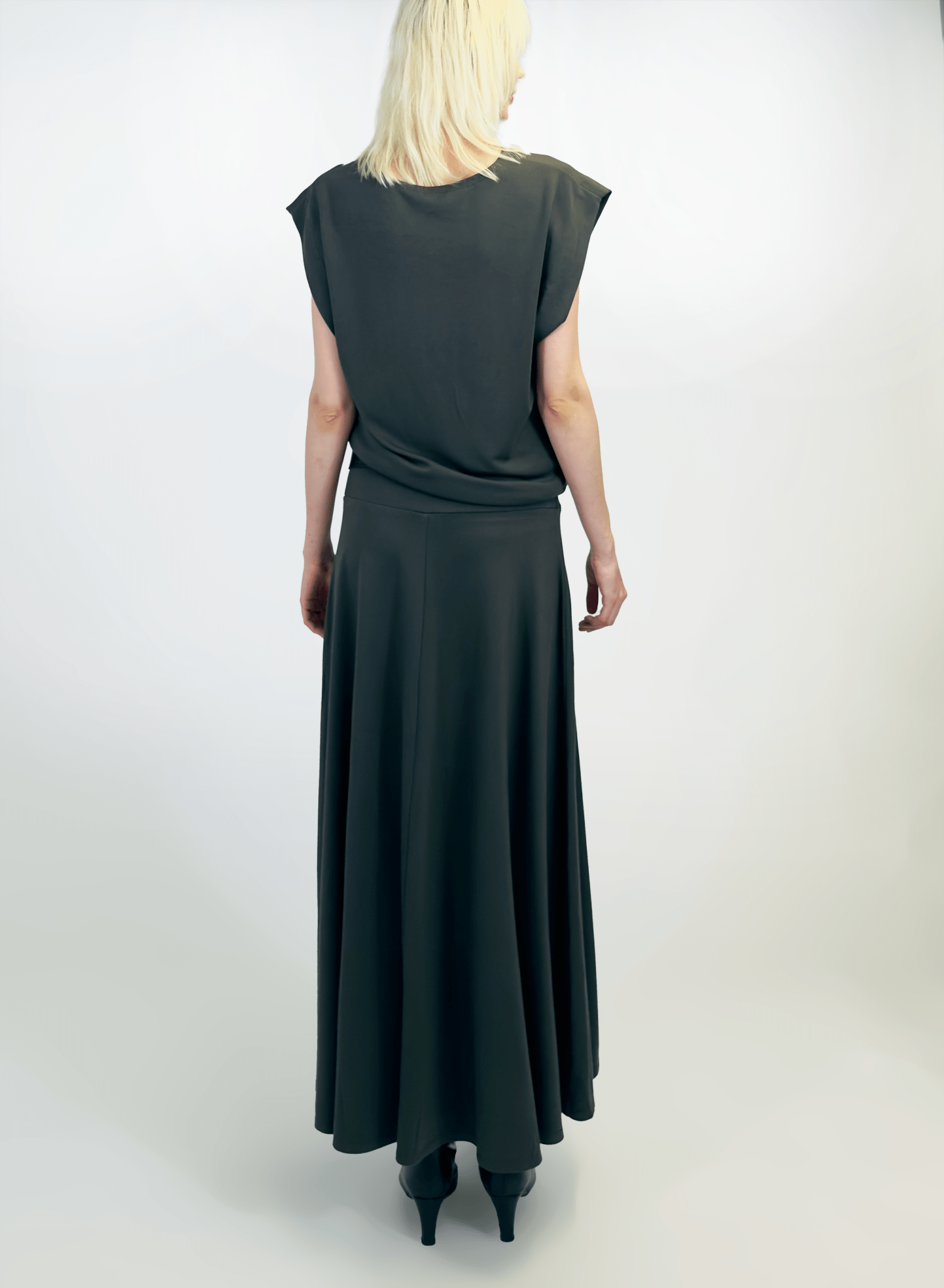 Olive green knit circle skirt - maxi skirt - Meg