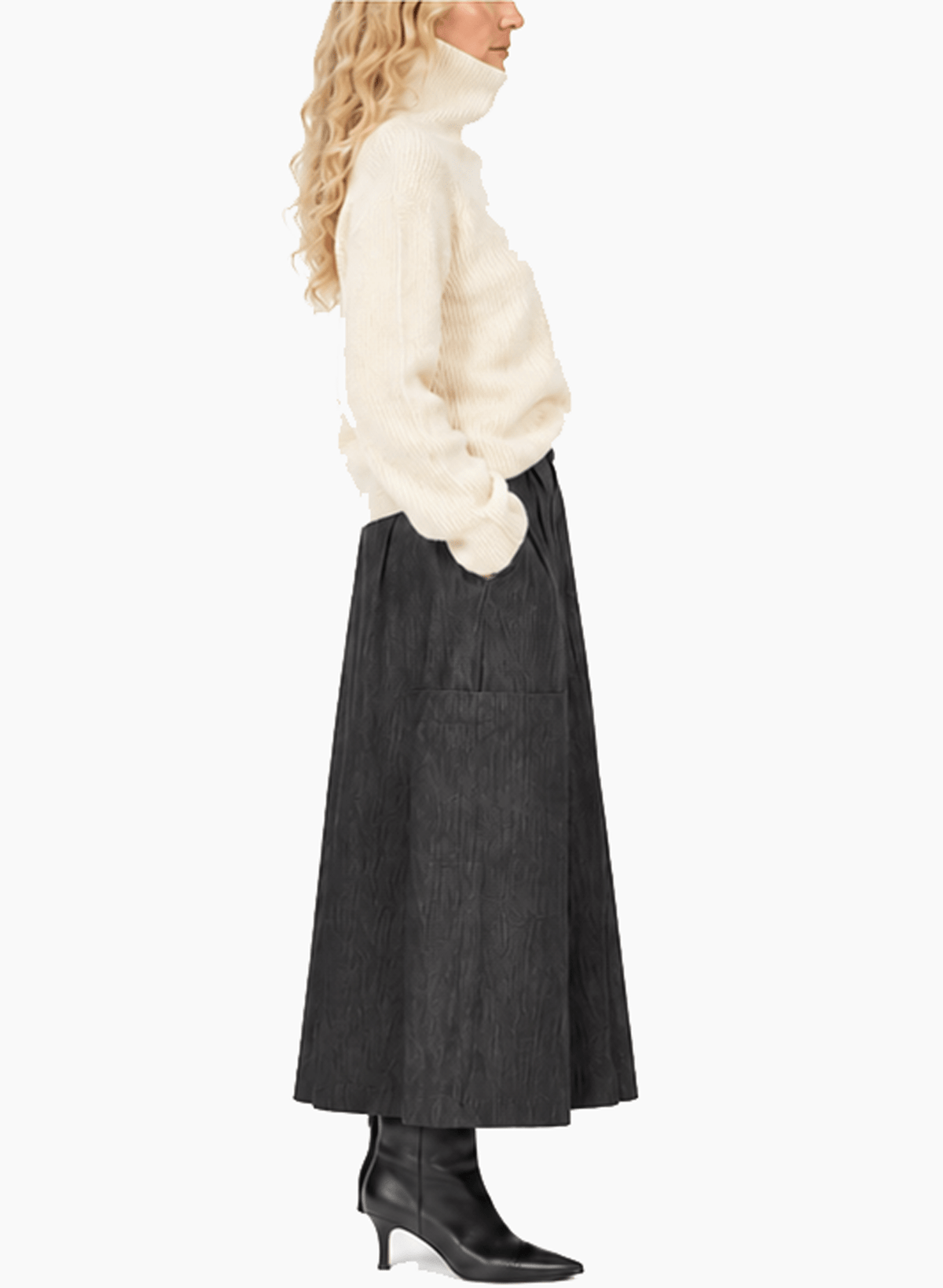 Funnel Neck Ribbed Pullover - Off-White - Meg