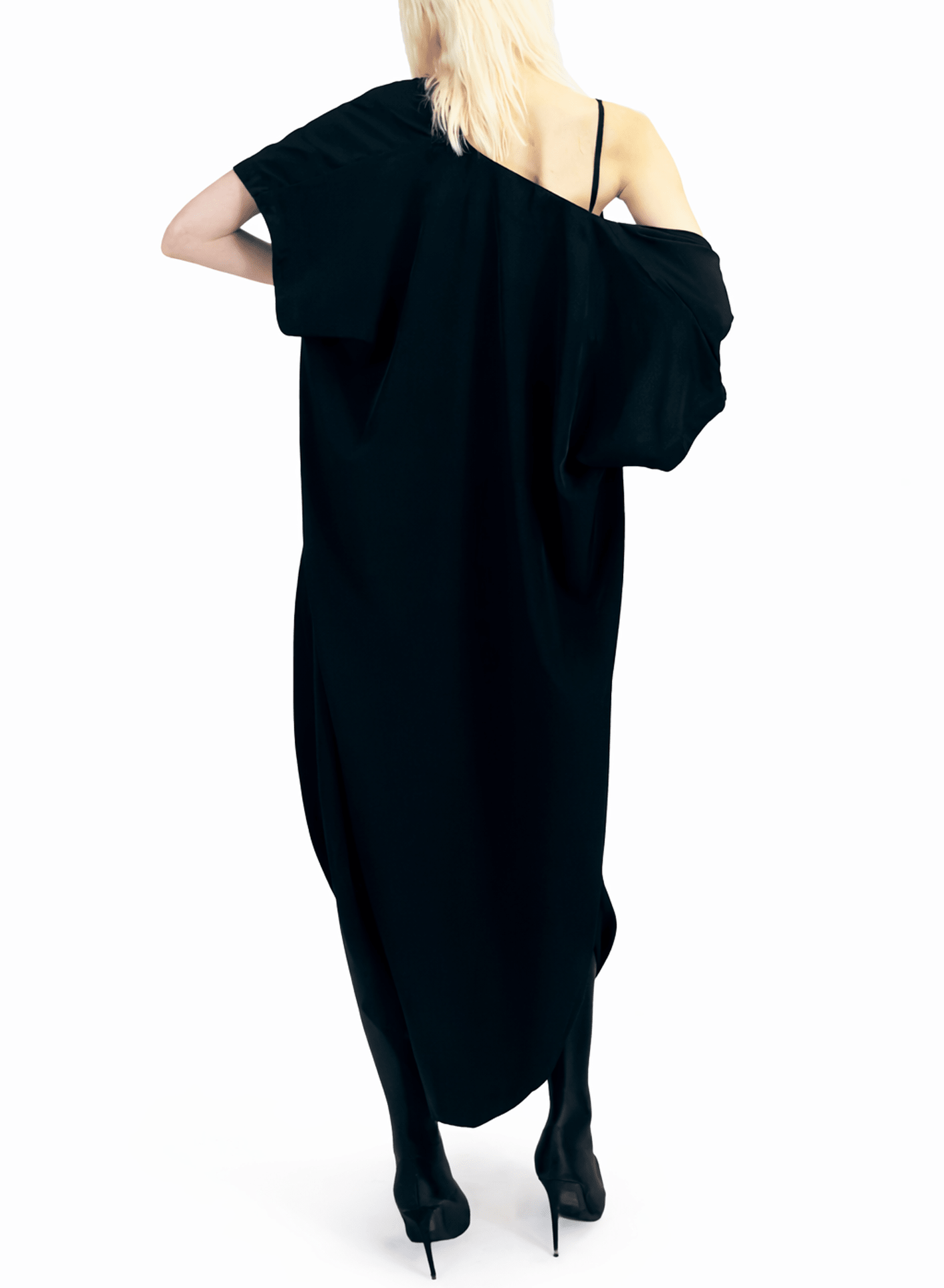 Genie Dress - Black - Meg