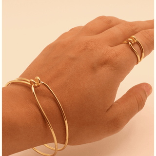 Line & Label - Knot Bangle - Brass - Meg