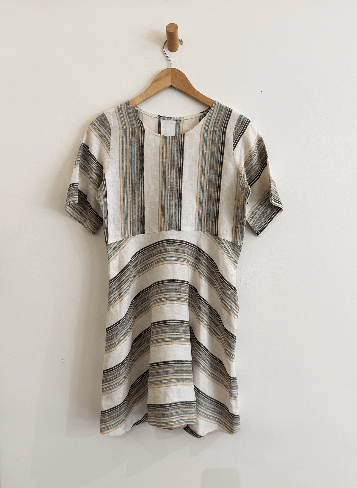 Linen Dress (RESALE ITEM) - Stripe - S - Meg