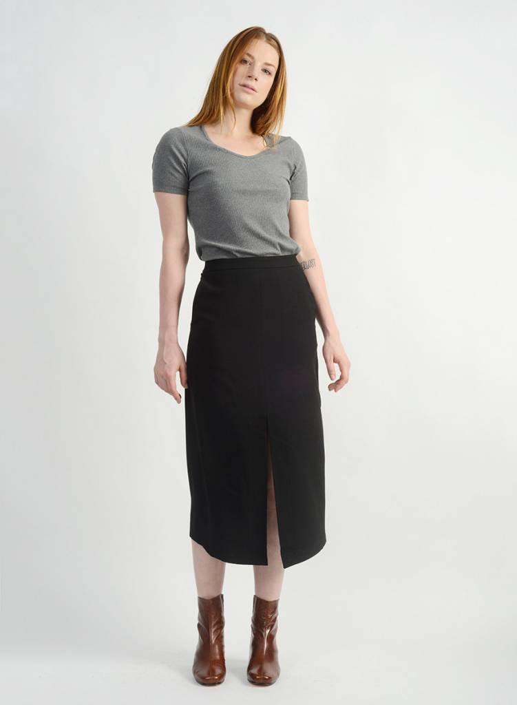 Long Relaxed Skirt - Black - L (RESALE ITEM) - Meg