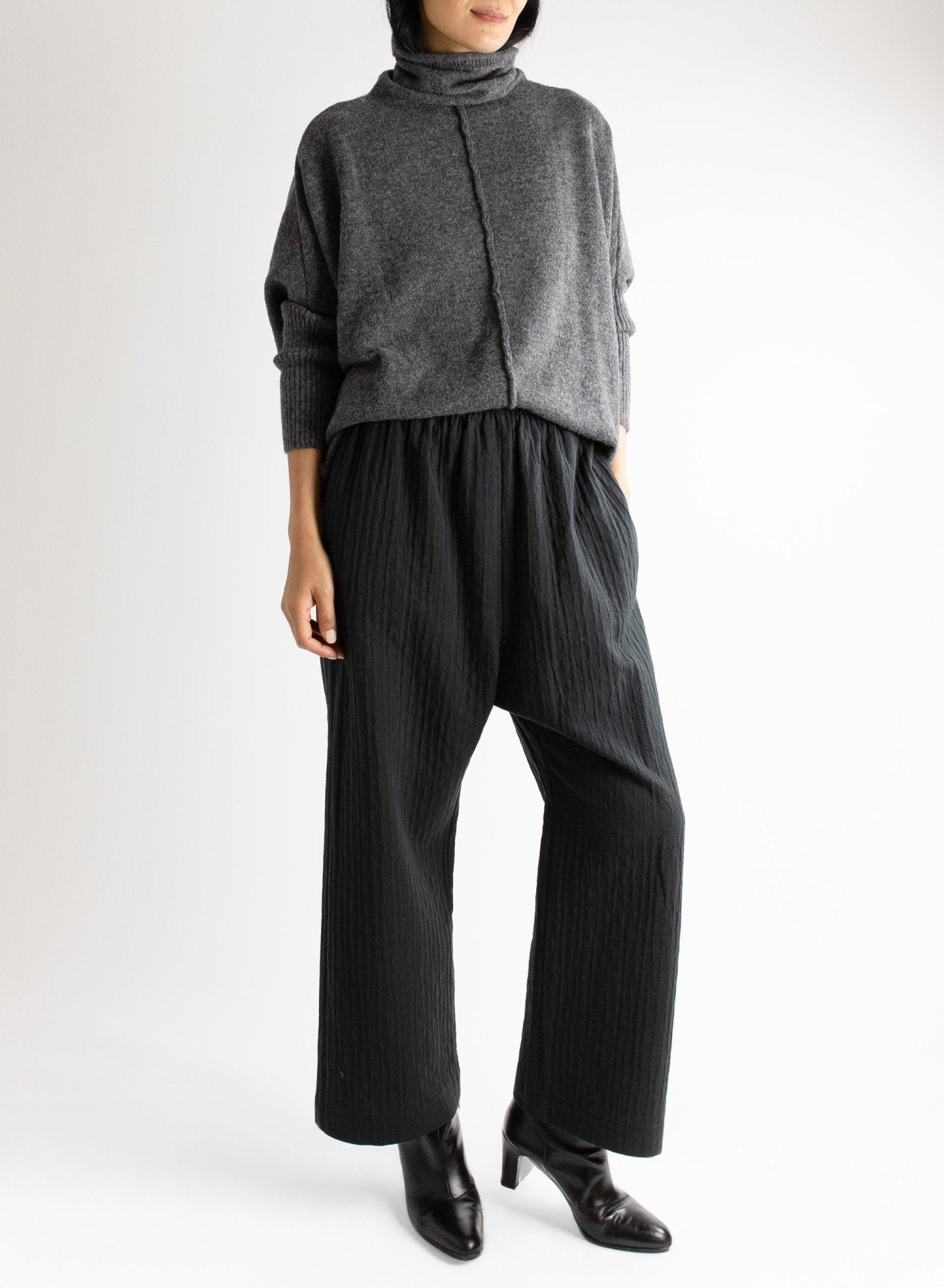 Manta Pant - Black - Meg