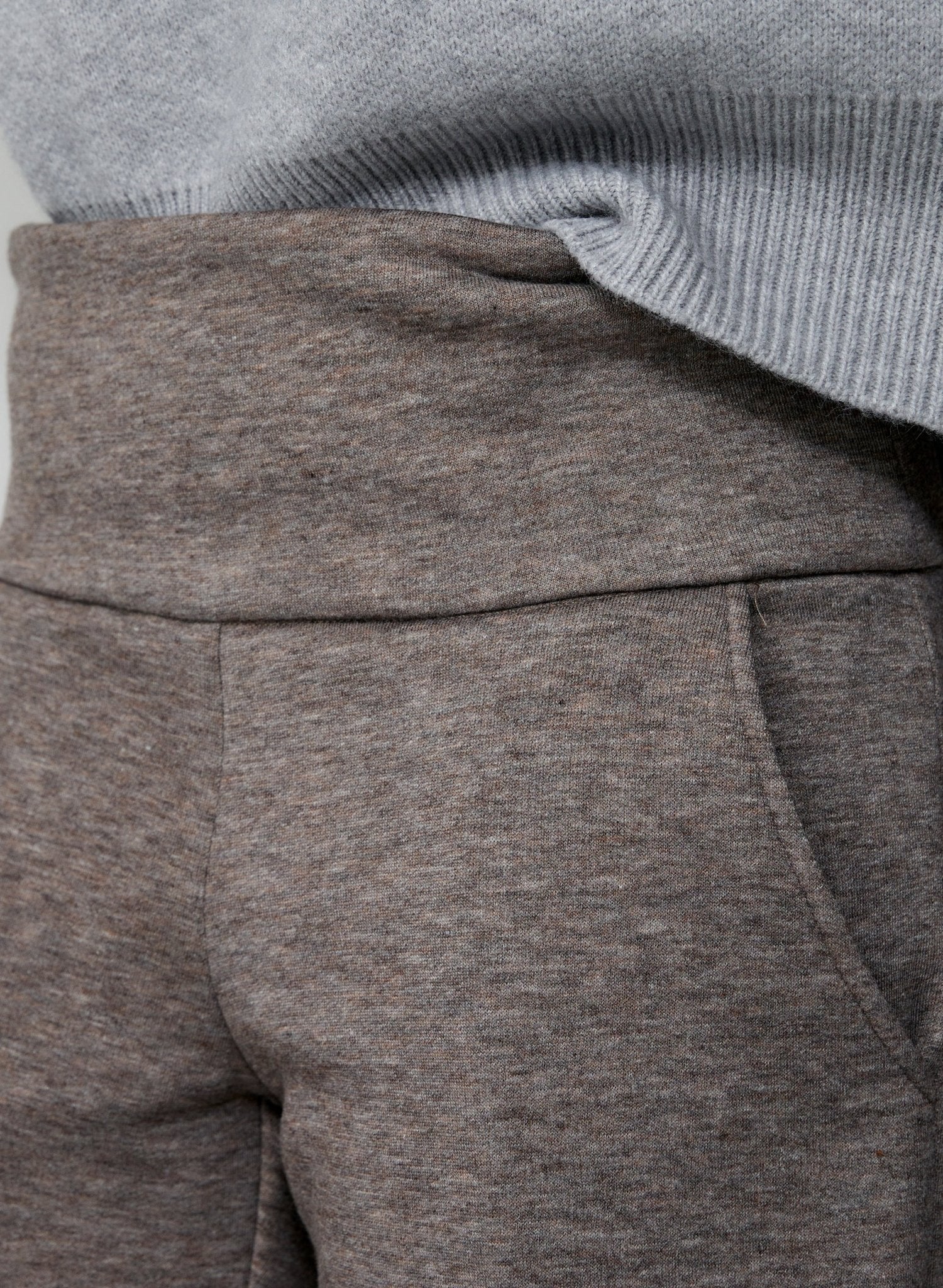 Old City Dip Pant - Taupe - Meg