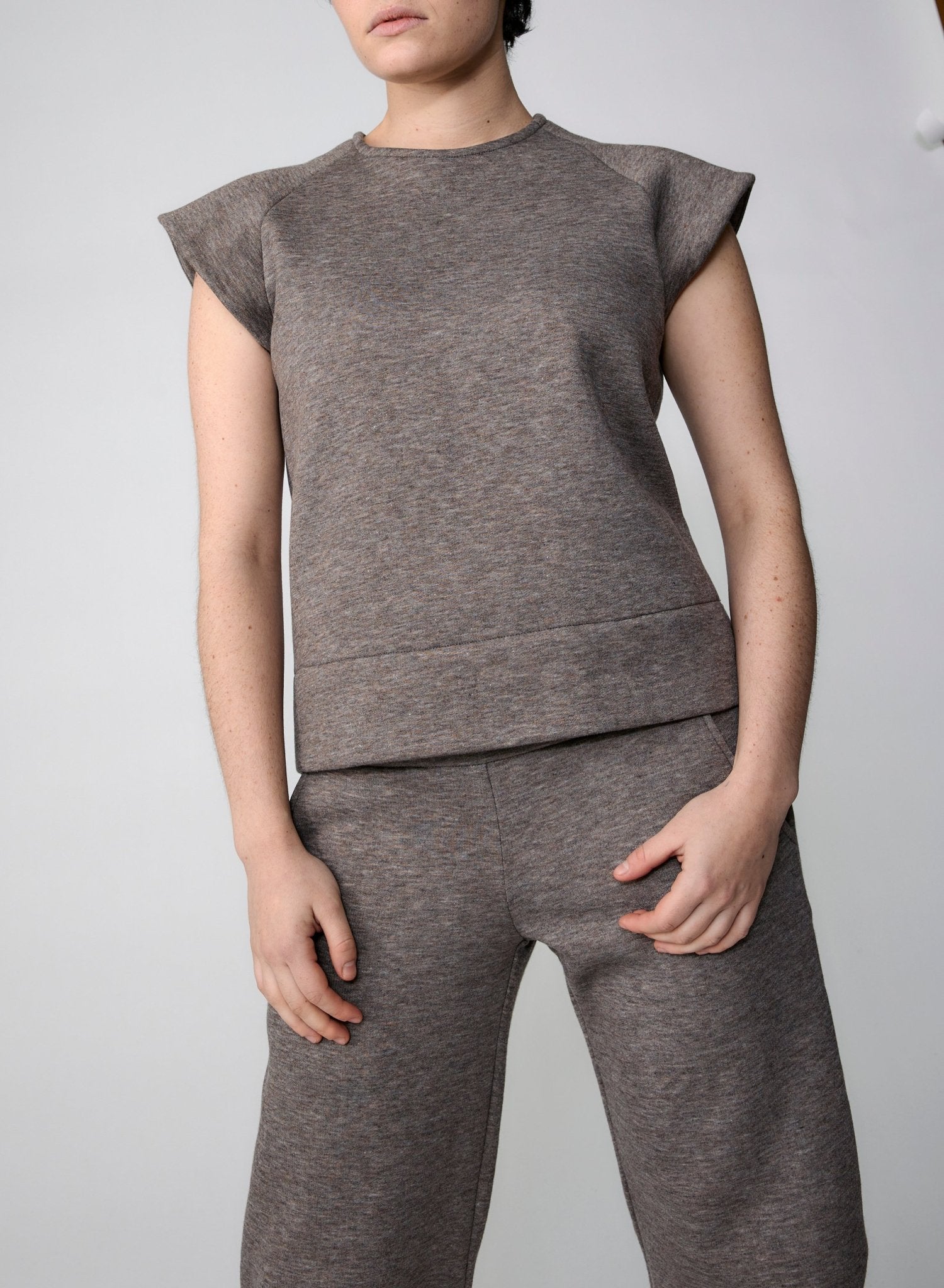 Old City Raglan Tee - Taupe - Meg