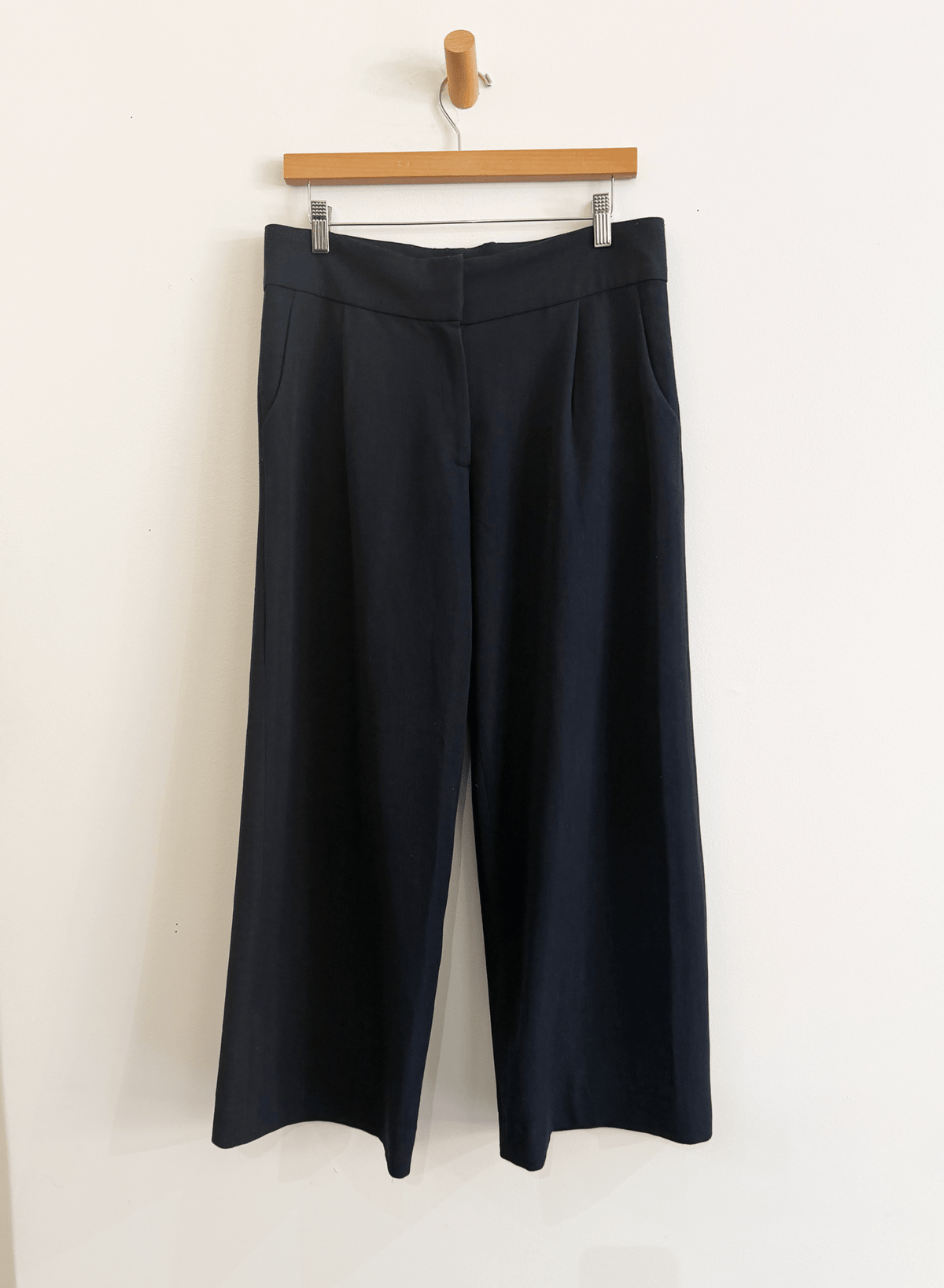 Pocket Trousers (RESALE ITEM) - Navy - L - Meg