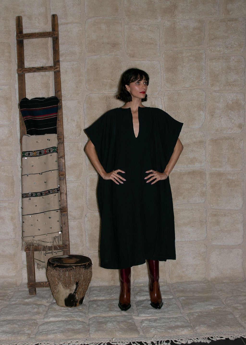 Woven hemp Kaftan - slightly oversized maxi Dress - Black - Meg