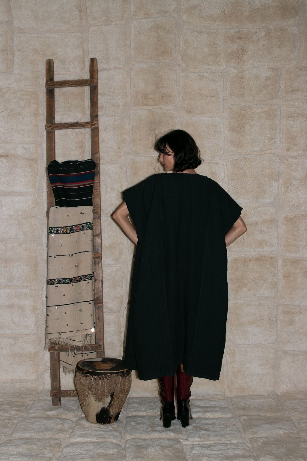 Woven hemp Kaftan - slightly oversized maxi Dress - Black - Meg