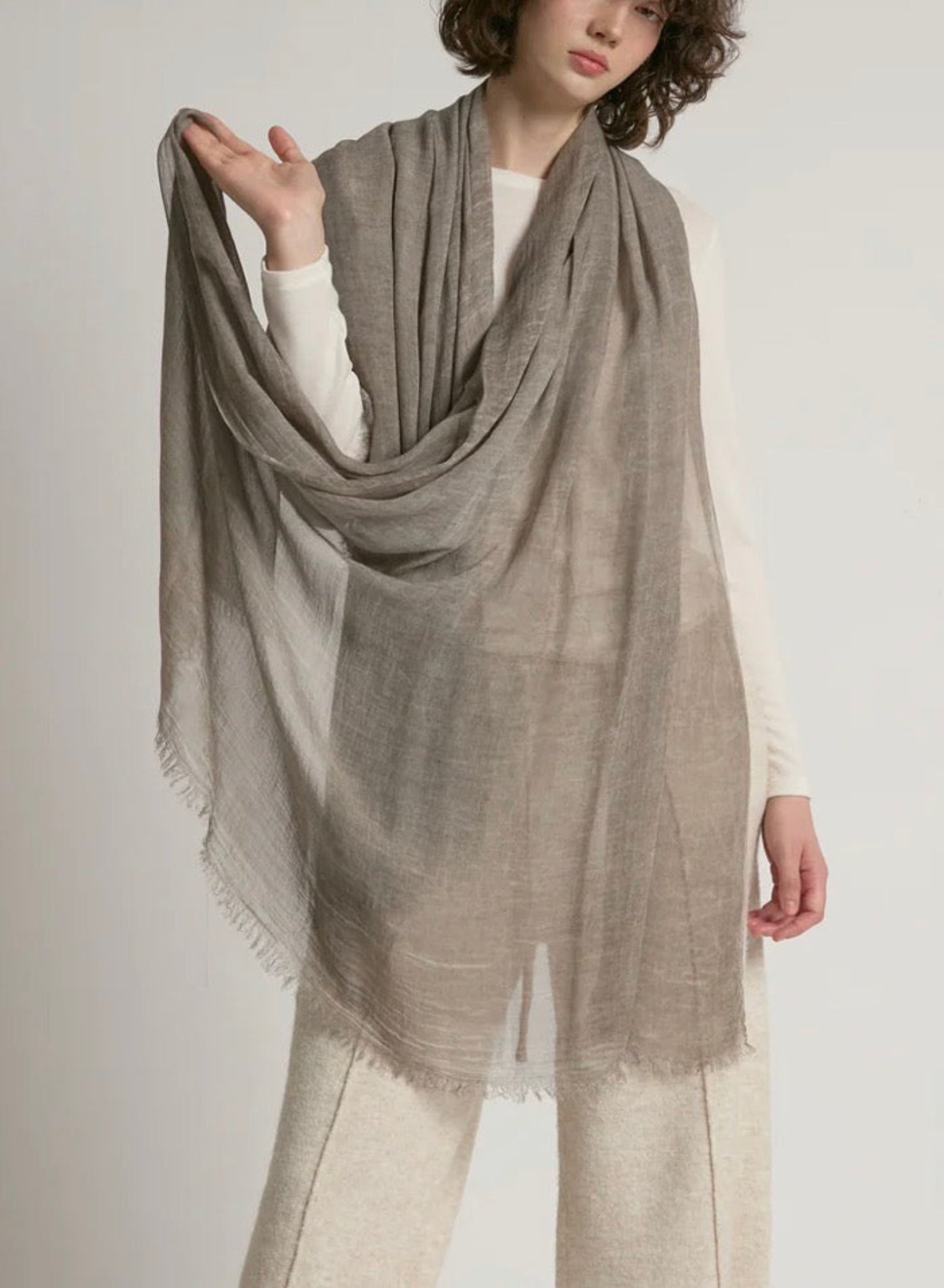 Sheer Long Scarf - Griege - Meg