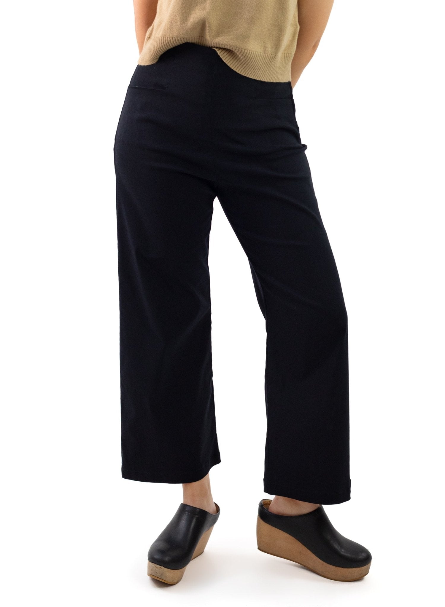 Short Odette Pant - Black - Meg