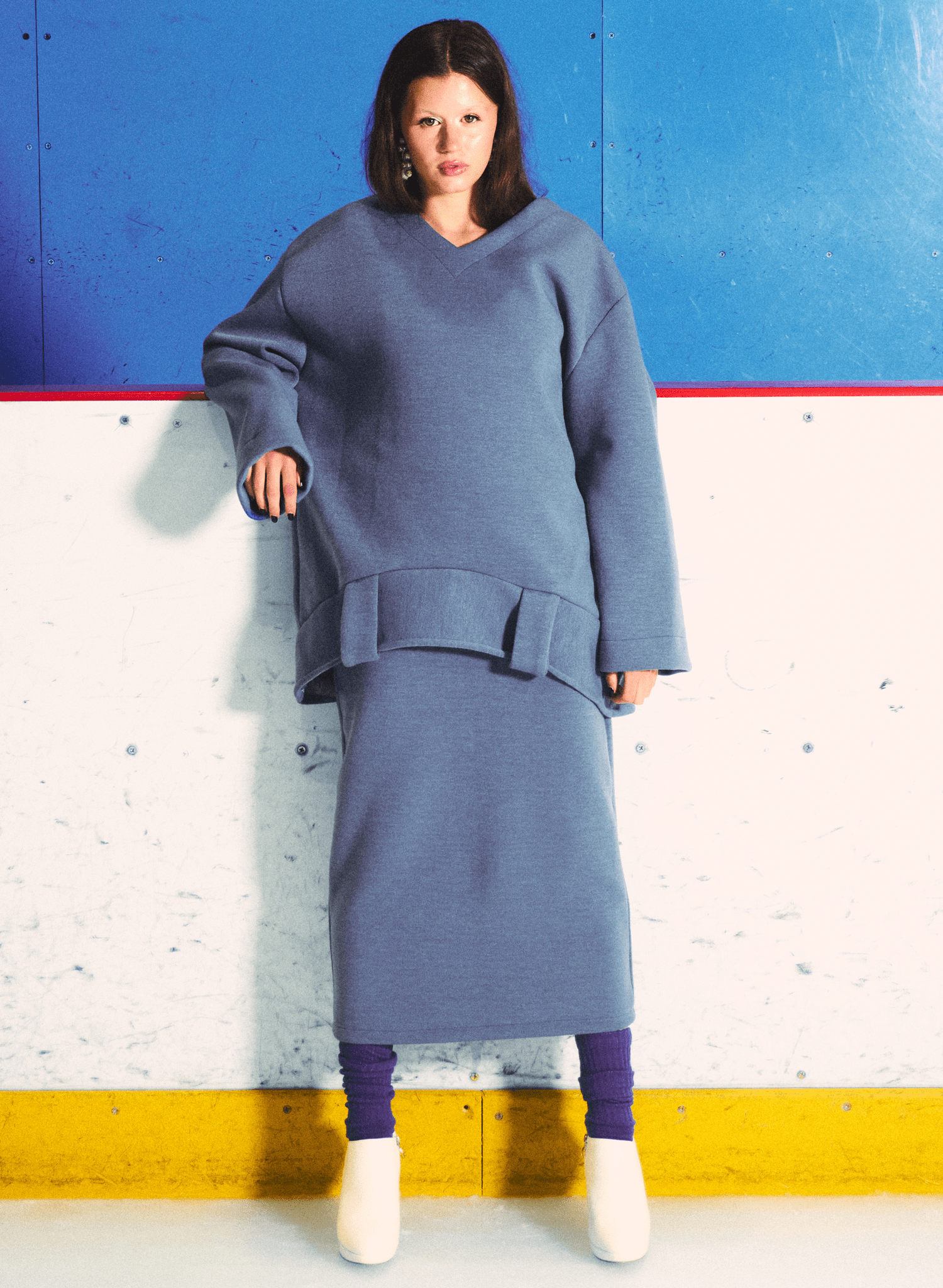 Skating V-Neck Sweater - Blue (PRE-ORDER) - Meg
