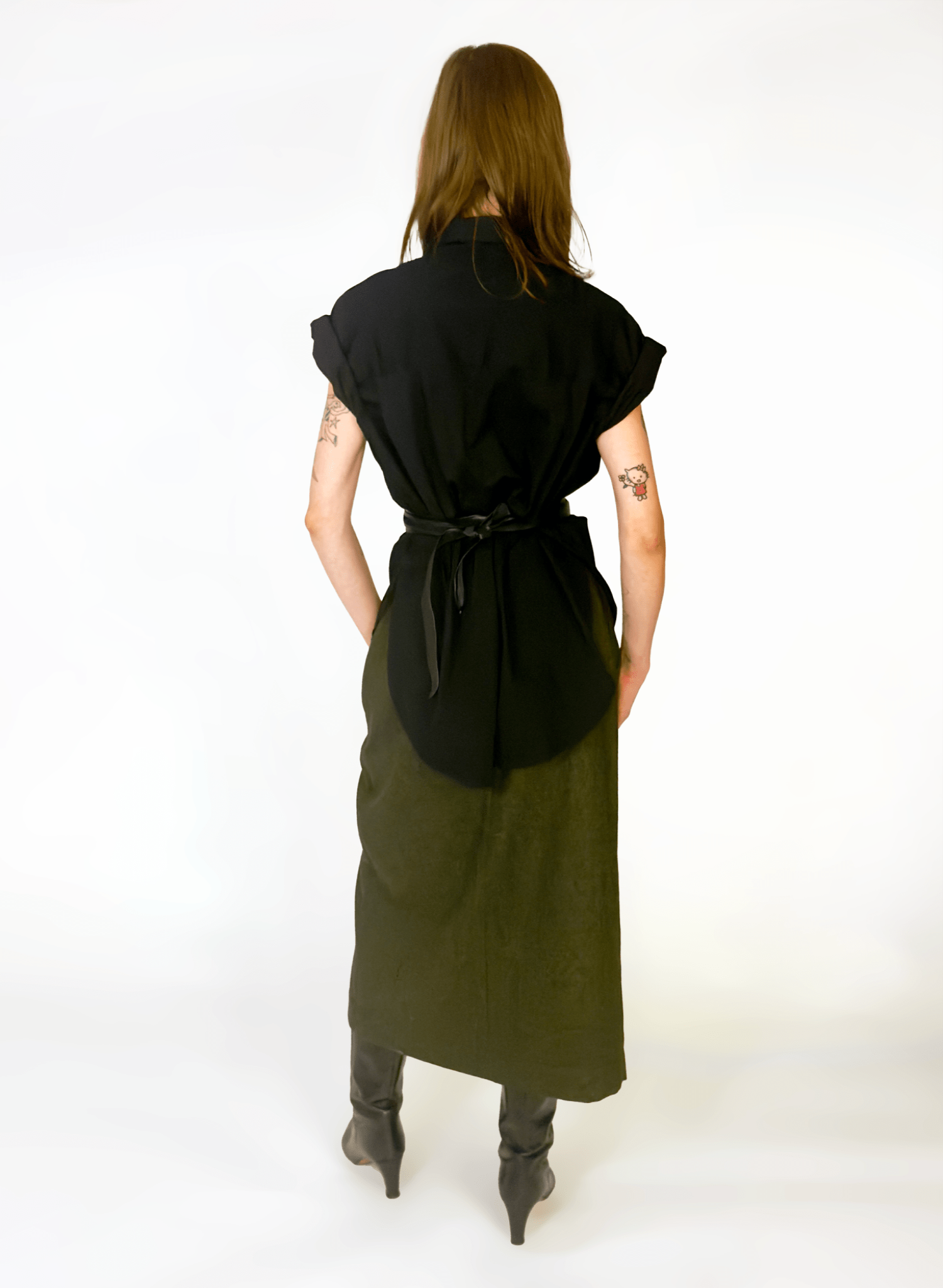 Sleeveless Boyfriend Shirt - Black - Meg