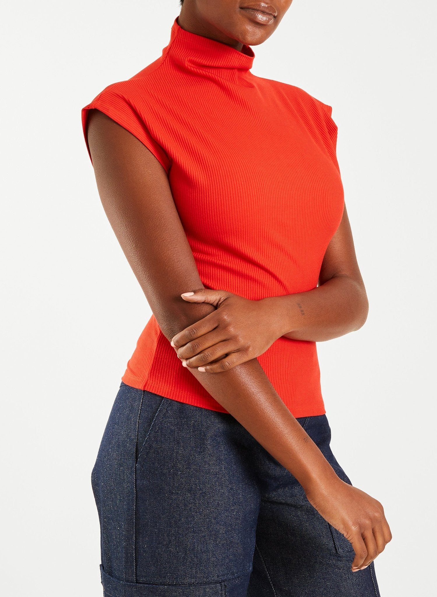 Sleeveless Skinny Top - Scarlet - Meg