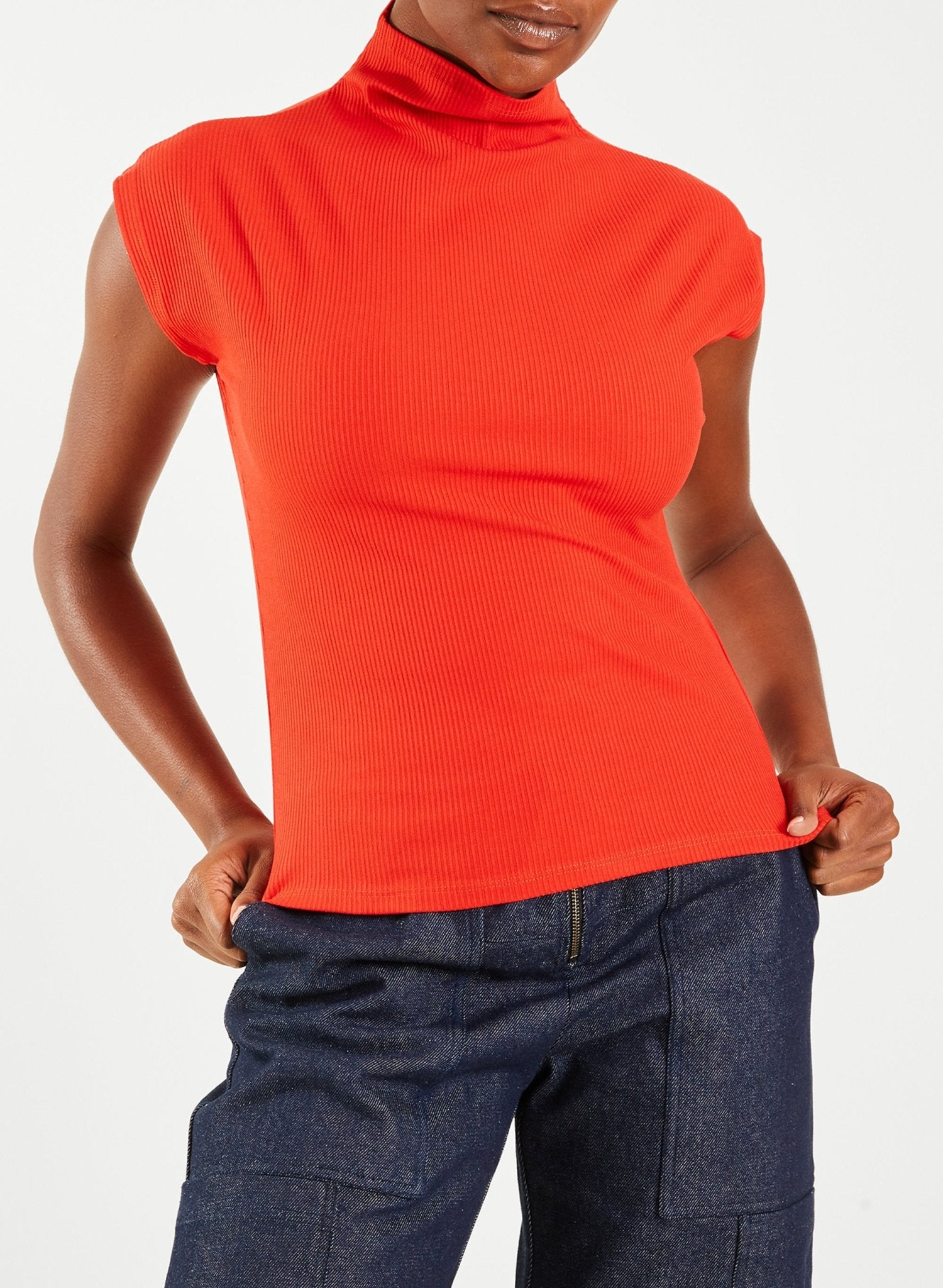 Sleeveless Skinny Top - Scarlet - Meg