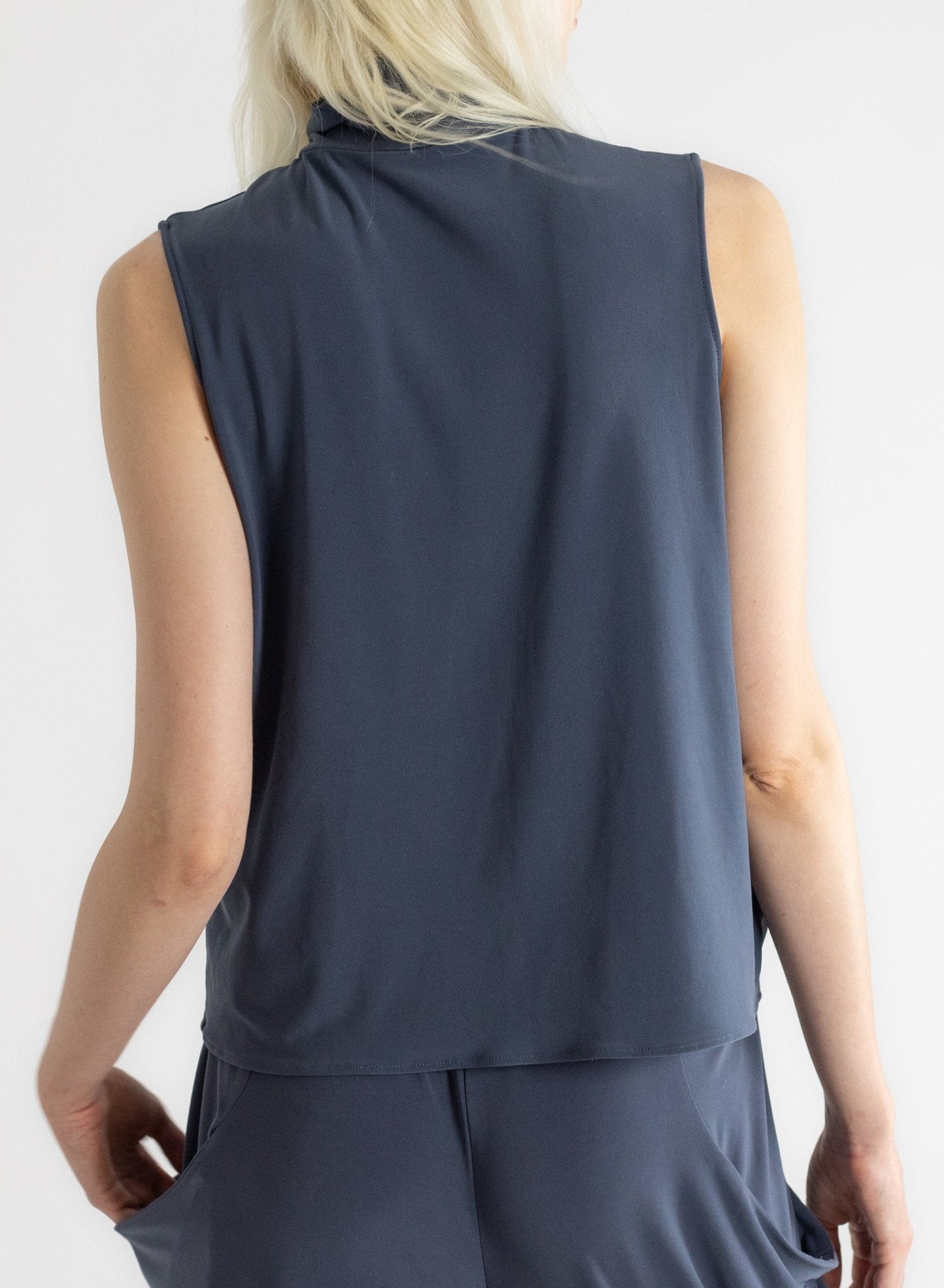 Sleeveless Turtleneck Top - Charcoal - Meg