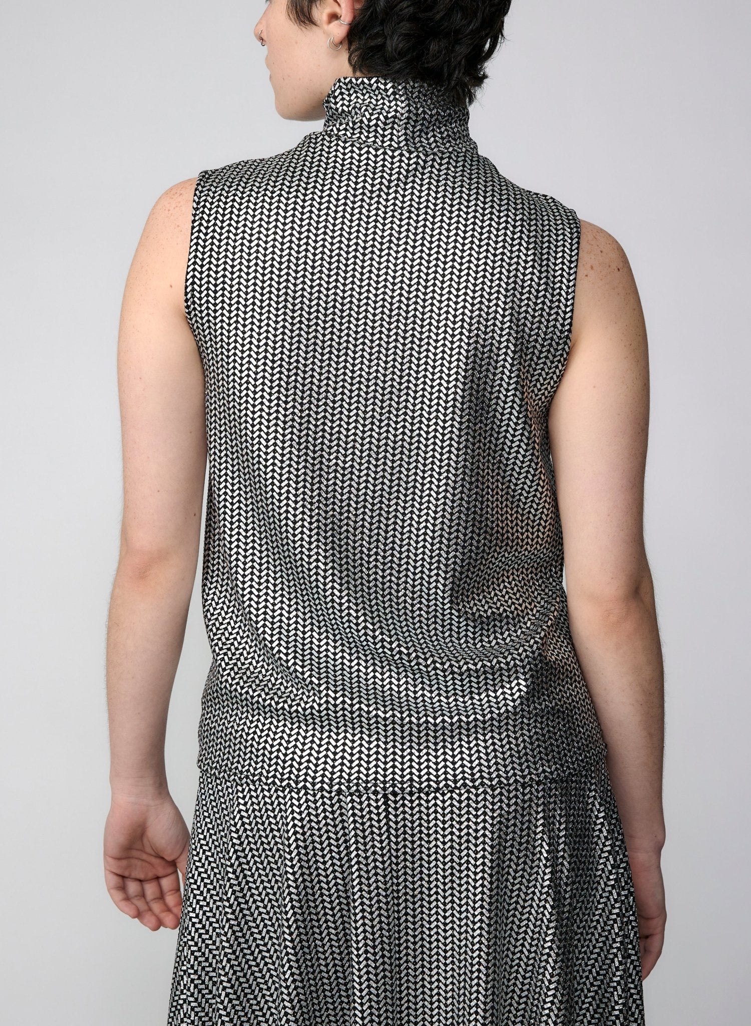 Sleeveless Turtleneck Top - Silver - Meg