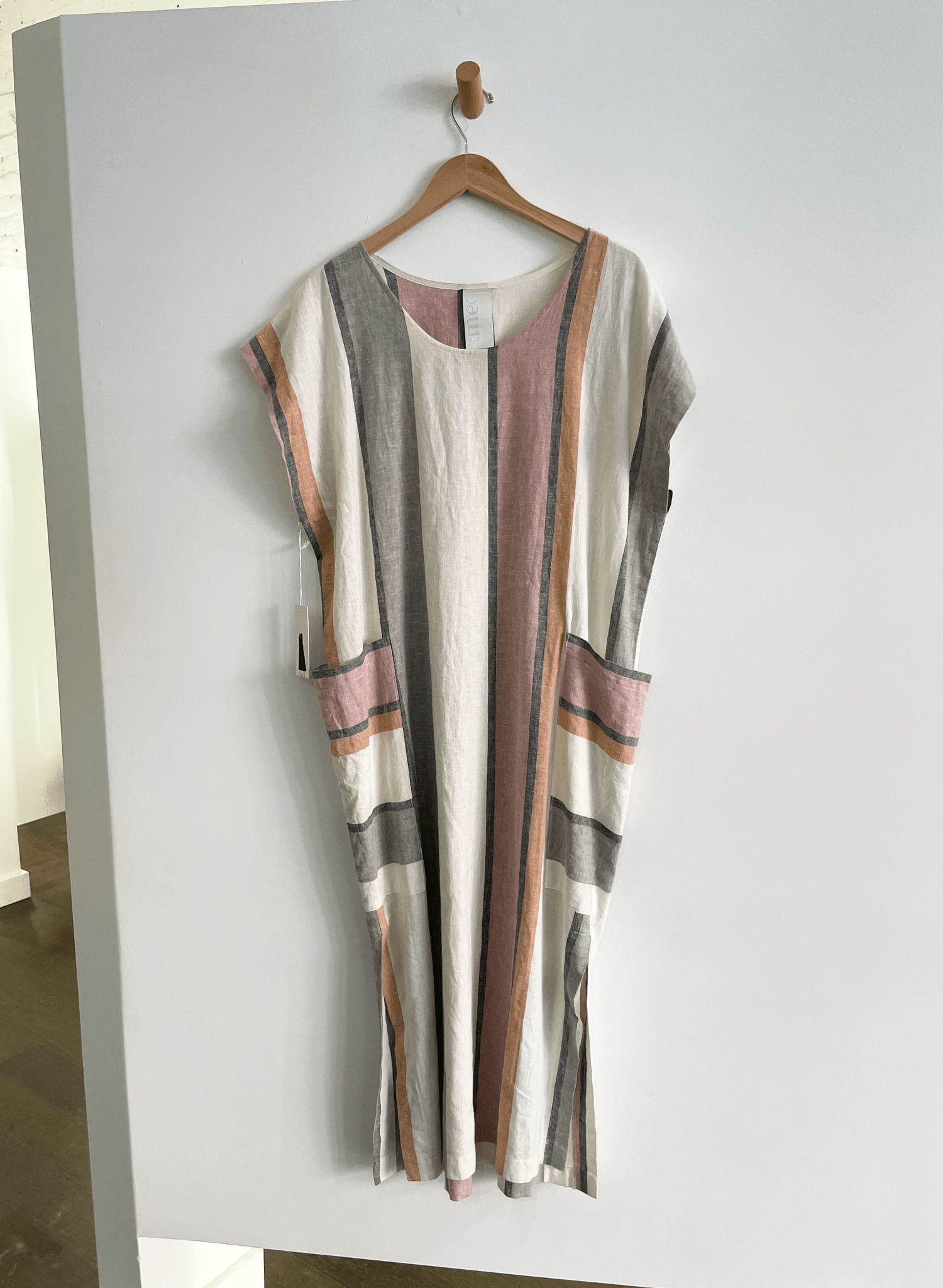 Stripe Summer Shift (RESALE ITEM) - Stripe - L - Meg