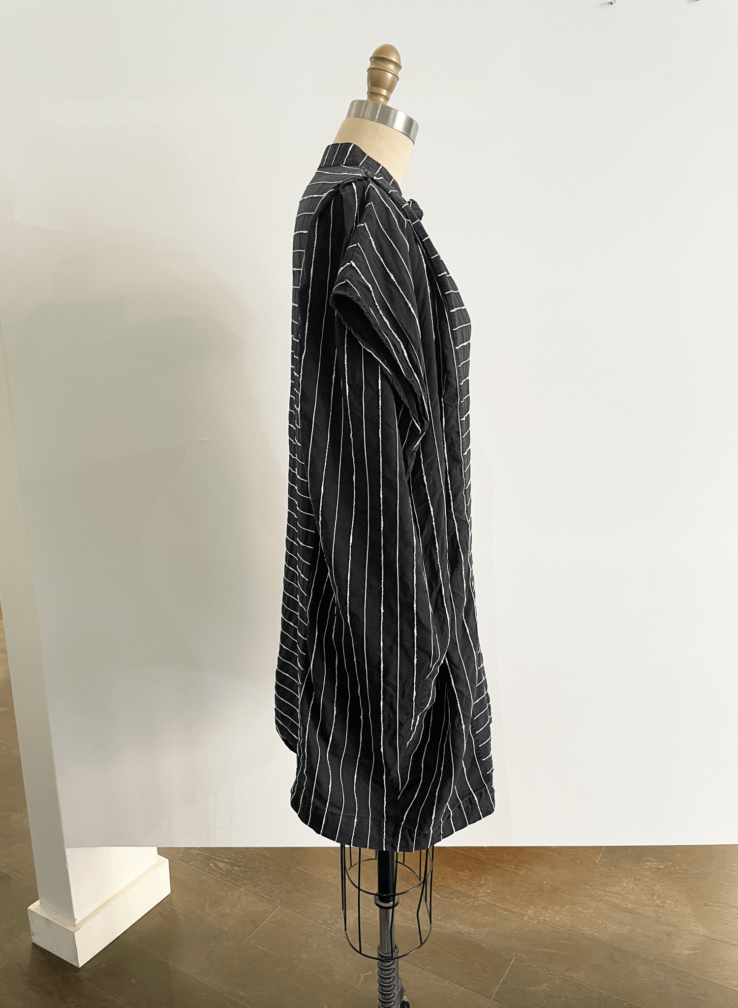 Striped Tunic (RESALE ITEM) - Black & White - XS/S - Meg