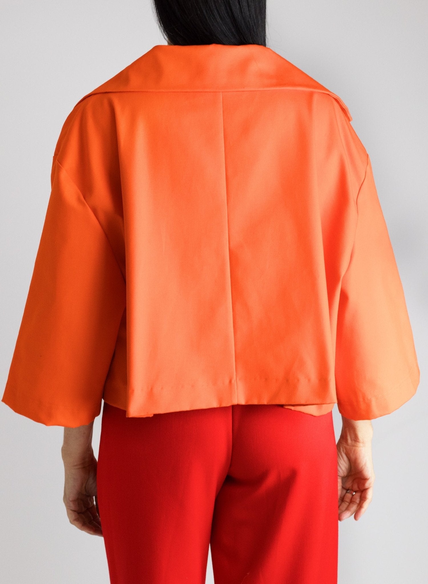 Studio Jacket - Orange - Meg