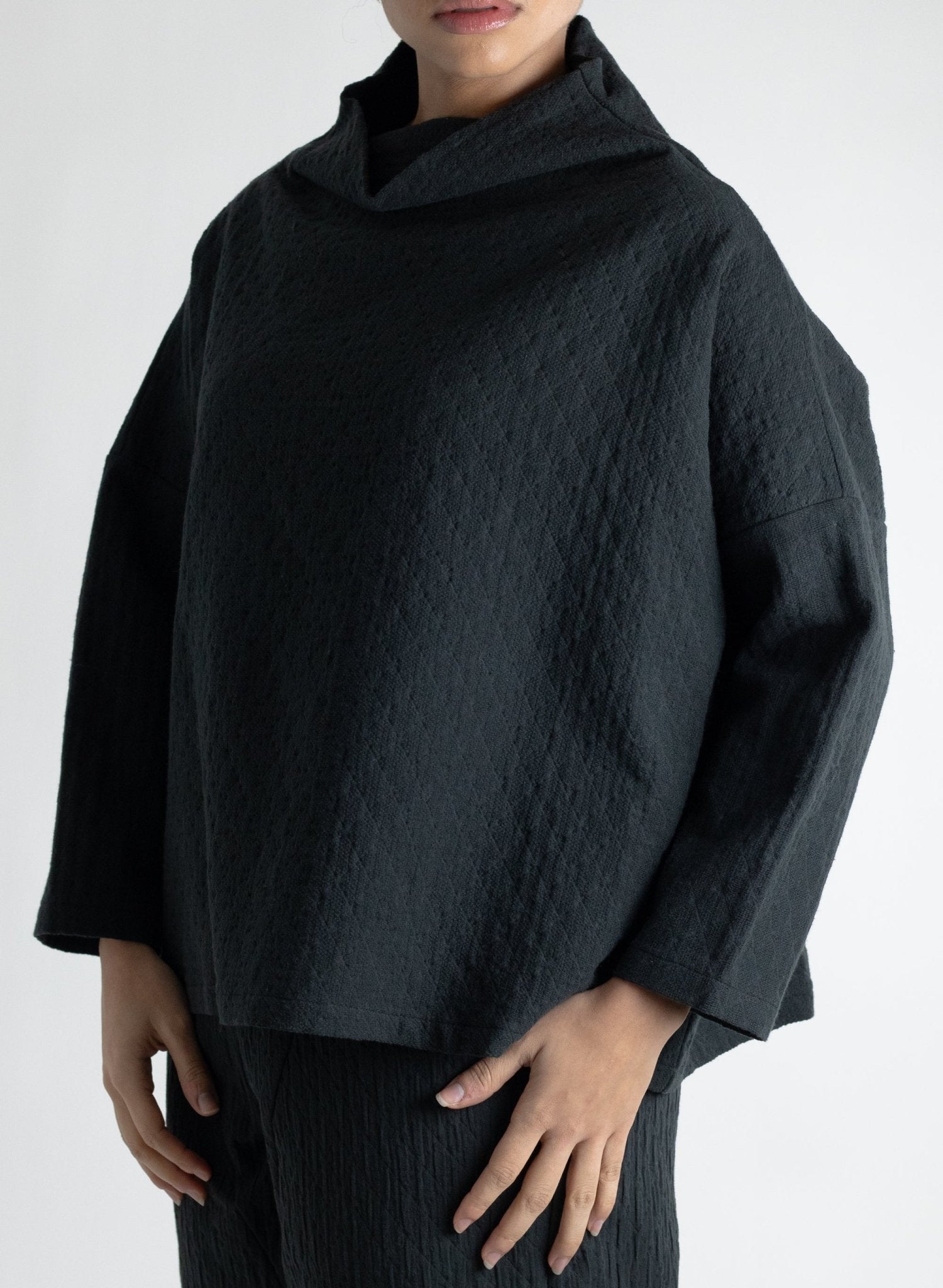 Titan Tunic - Black - Meg