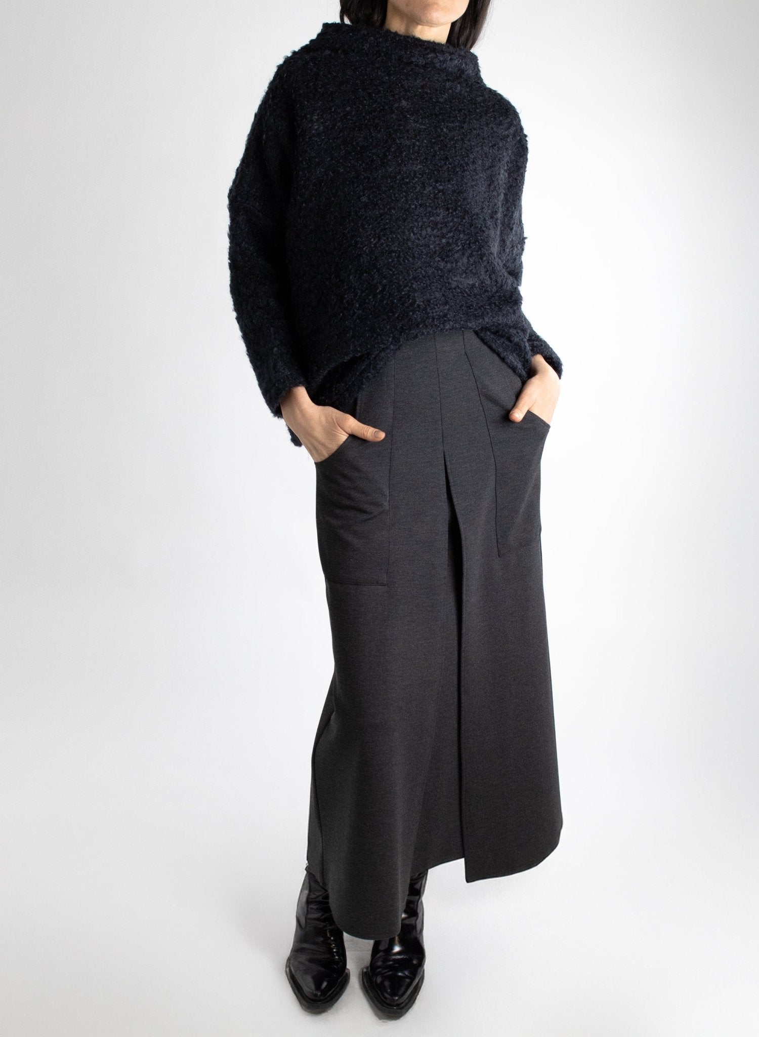 Titan Tunic - Black Sherpa - Meg