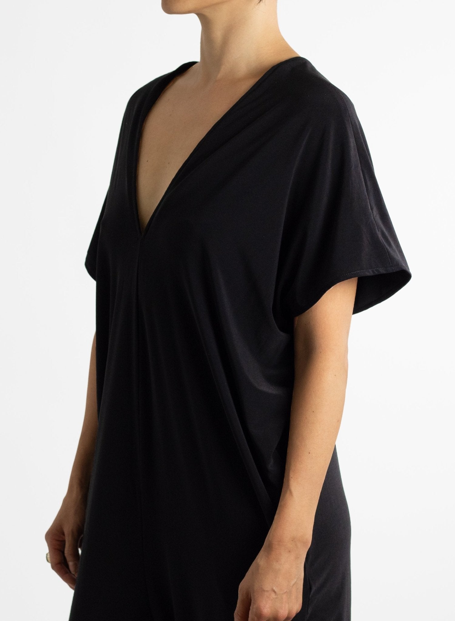 Triangle Jump - Black - Meg