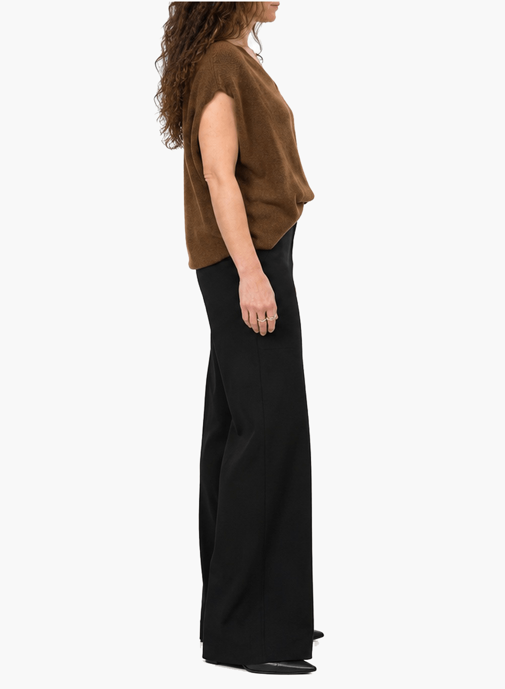 V-Neck Sweater - Copper (PRE-ORDER) - Meg