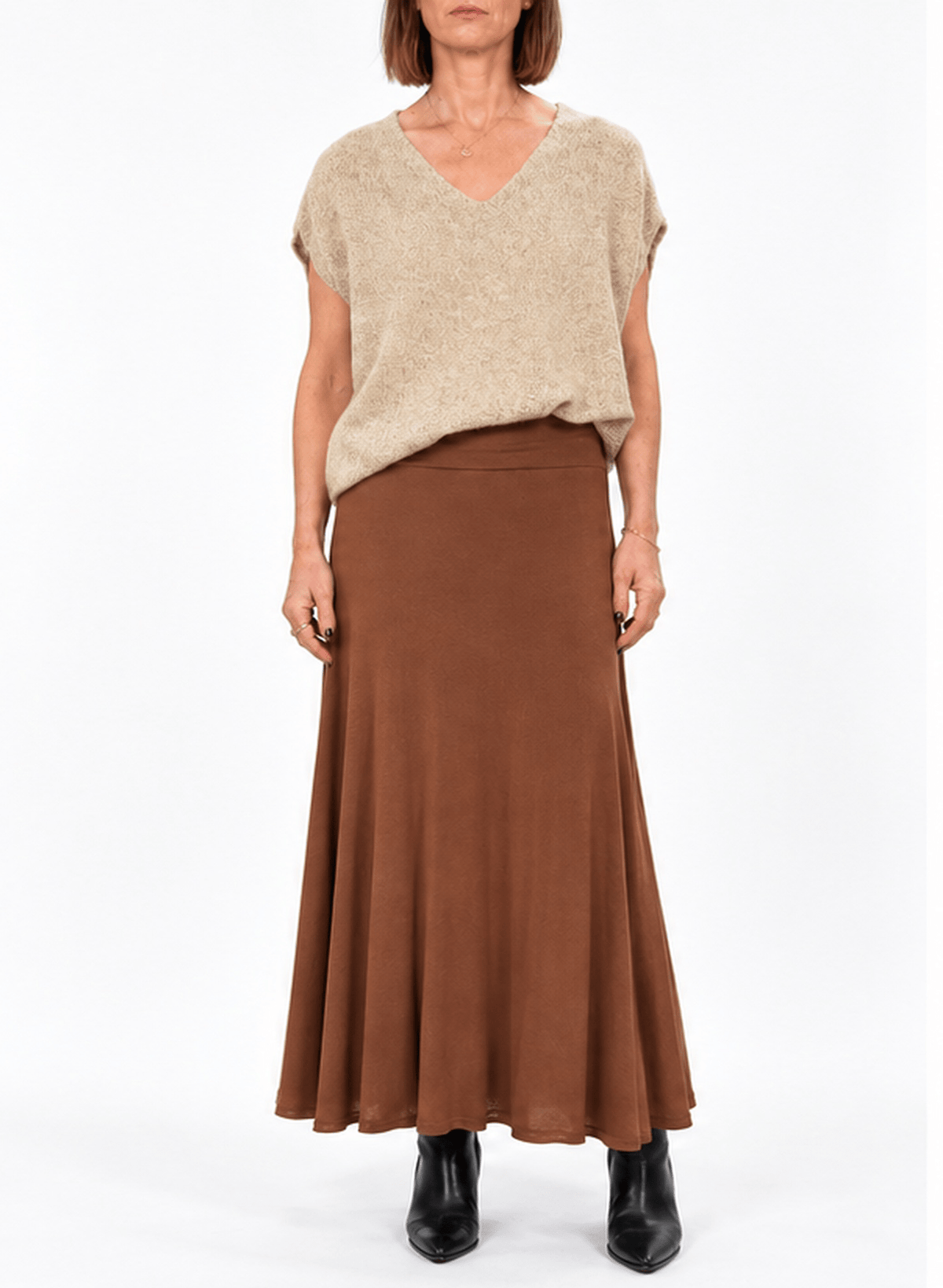 V-Neck Sweater - Oatmeal - Meg