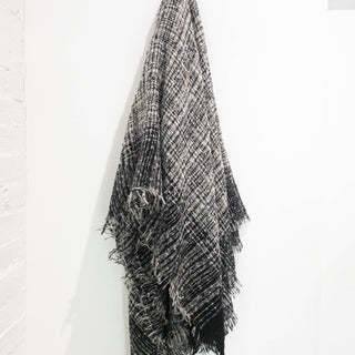 Cozy Scarf - Black - Meg