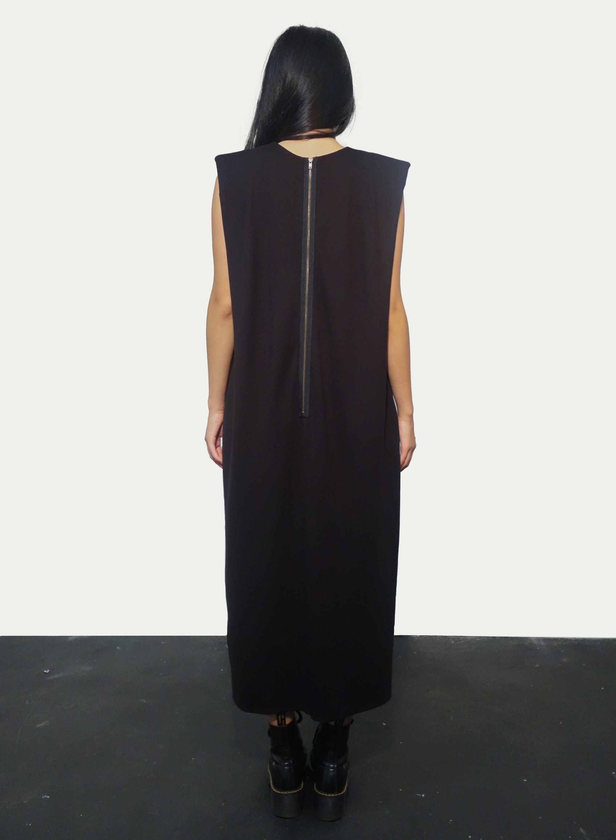 Shoulder Shift Dress - Black - Meg