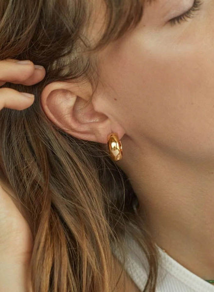 Soko - Mini Bold Hoop Earrings - Gold - Meg